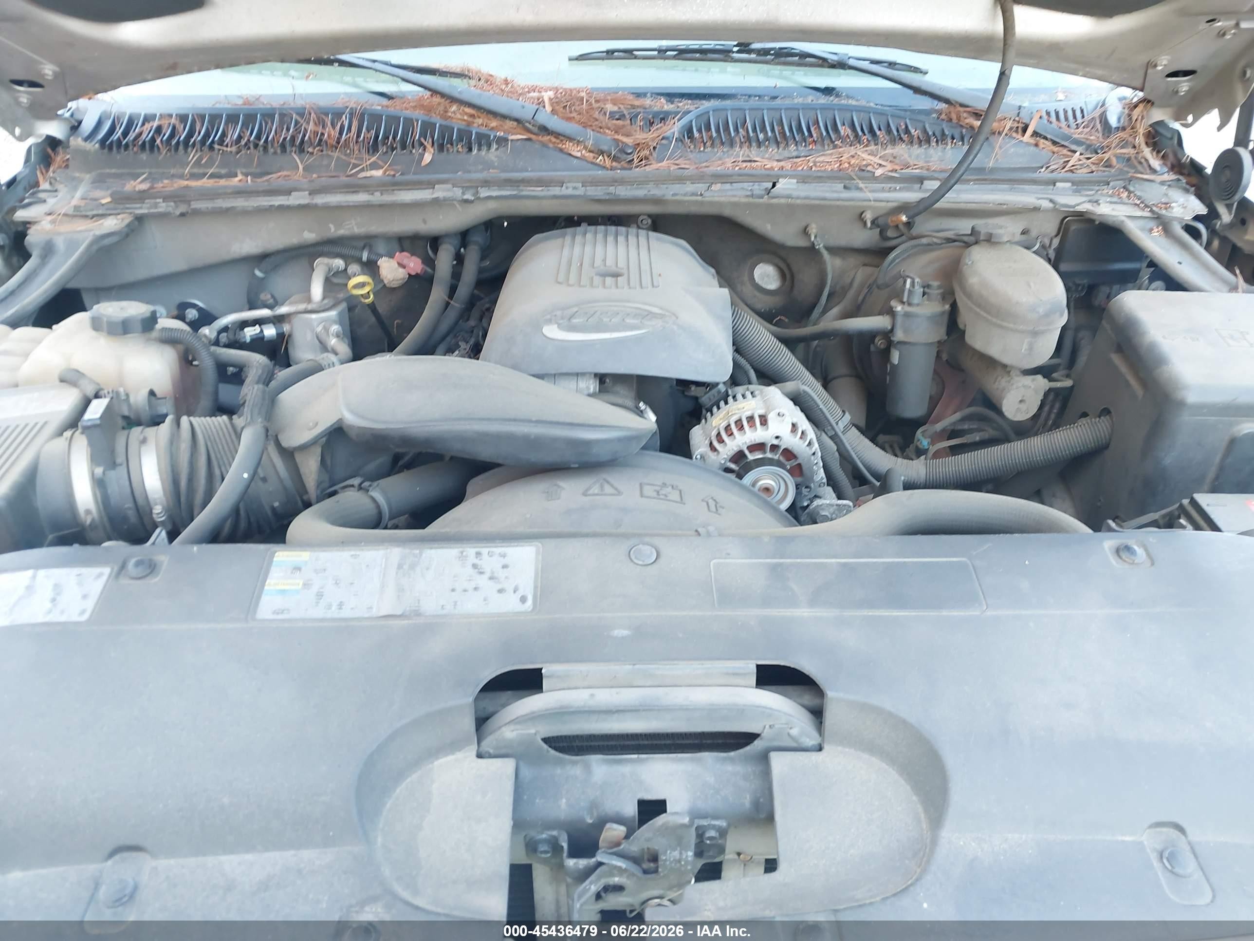 2004 Chevrolet Silverado 1500 Z71 Серебряный vin: 2GCEK13T541421928