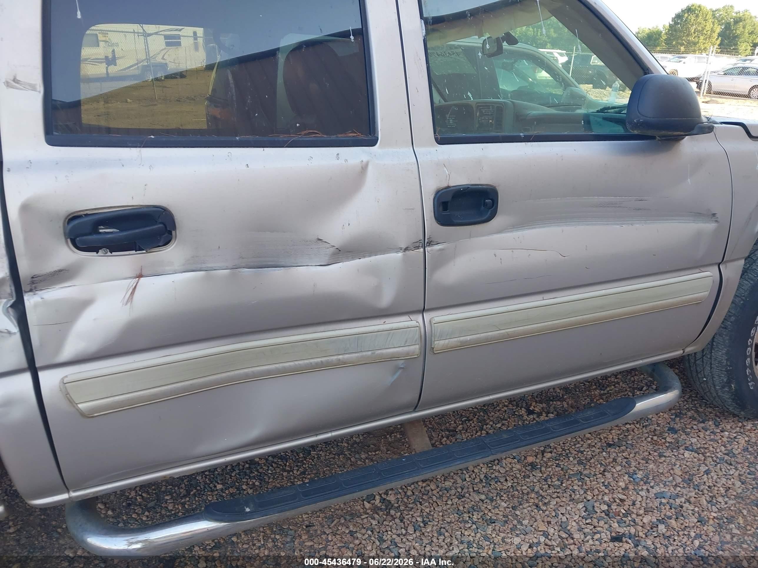 2004 Chevrolet Silverado 1500 Z71 Серебряный vin: 2GCEK13T541421928