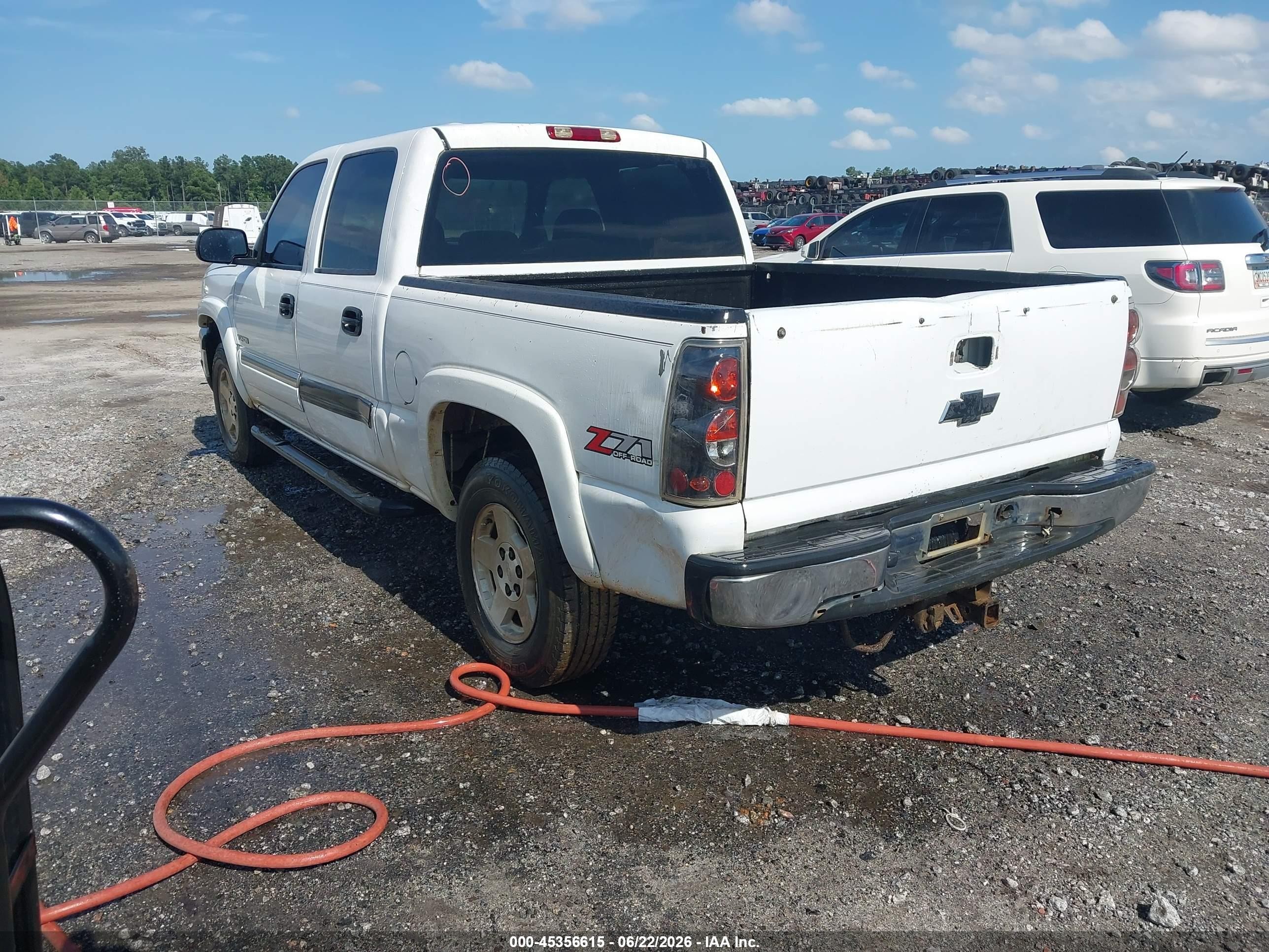 2004 Chevrolet Silverado 1500 Z71 White vin: 2GCEK13T541429933