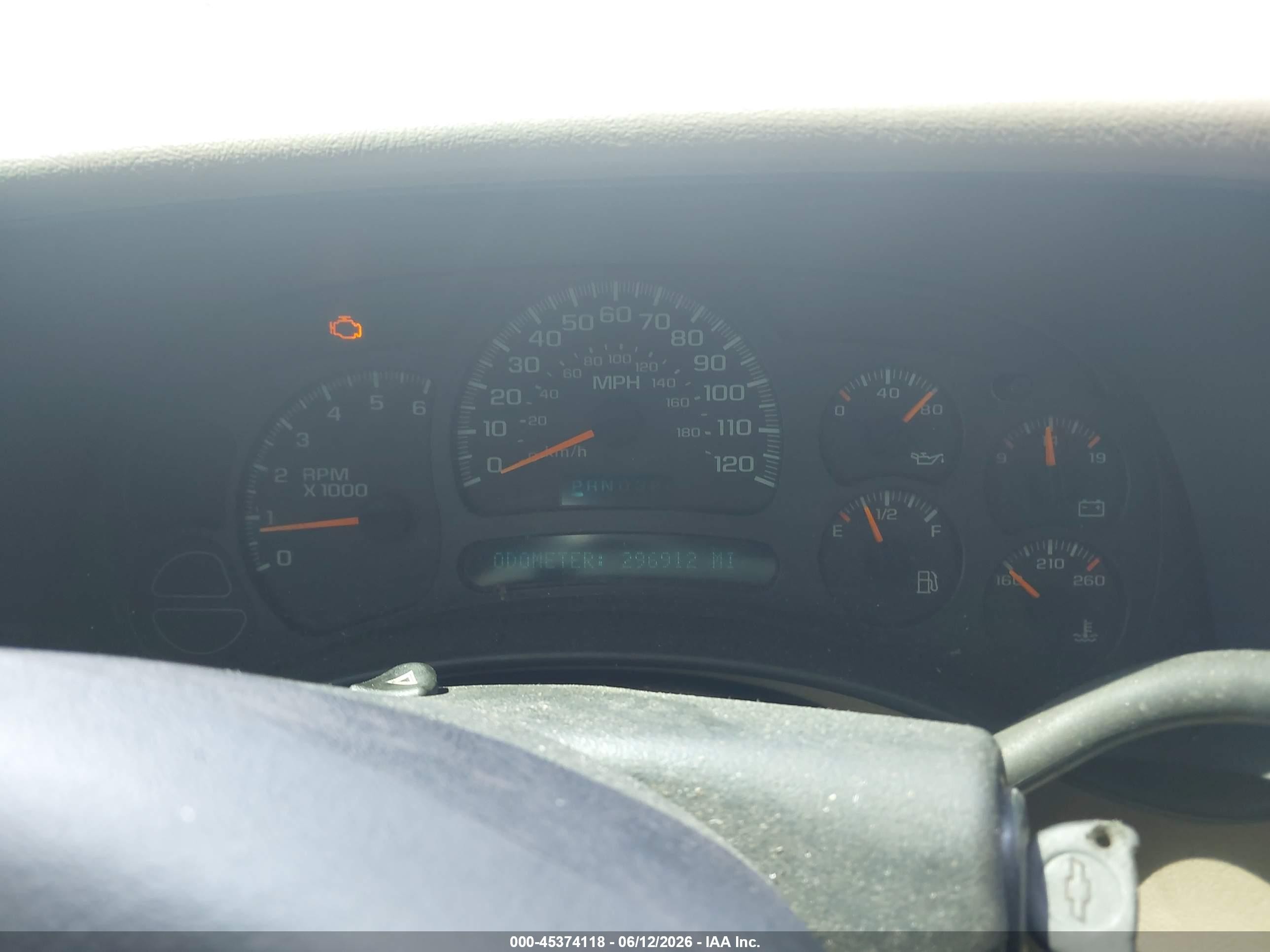 2005 Chevrolet Silverado 1500 Z71 White vin: 2GCEK13T551112977