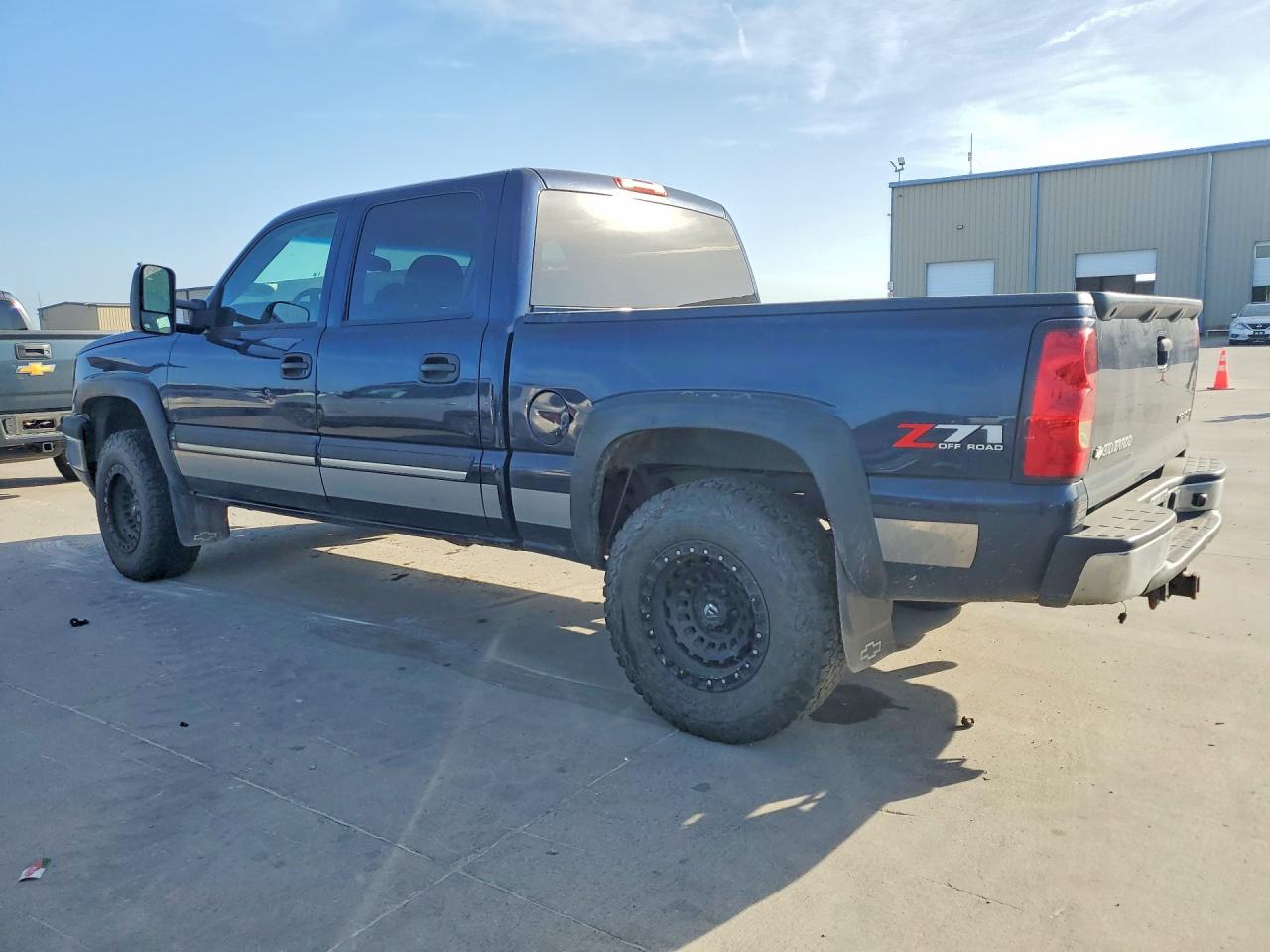 2005 Chevrolet Silverado K1500 Blue vin: 2GCEK13T551189011