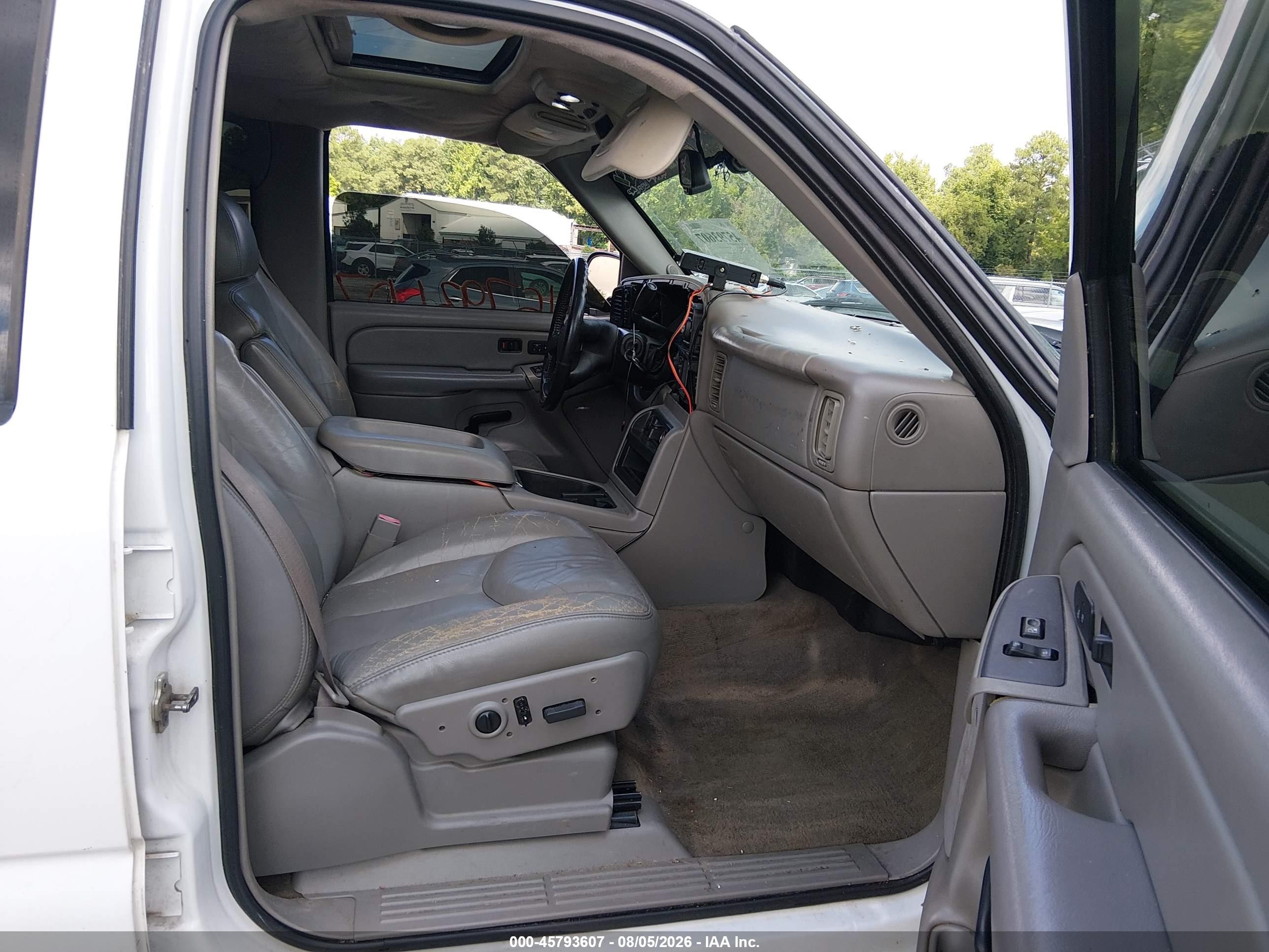 2006 Chevrolet Silverado 1500 Lt3 White vin: 2GCEK13T561211235
