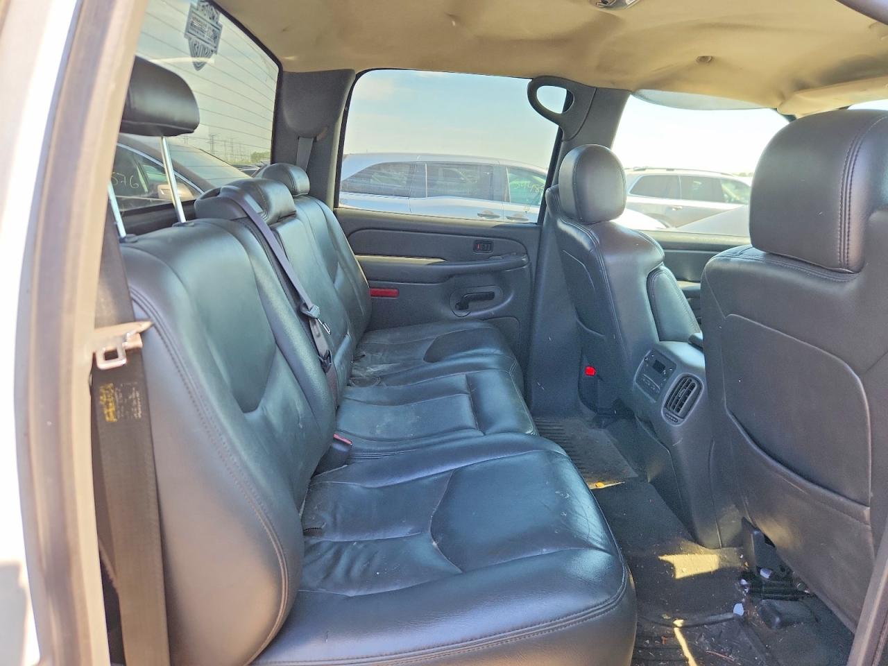 2005 Chevrolet Silverado K1500 White vin: 2GCEK13T651134731