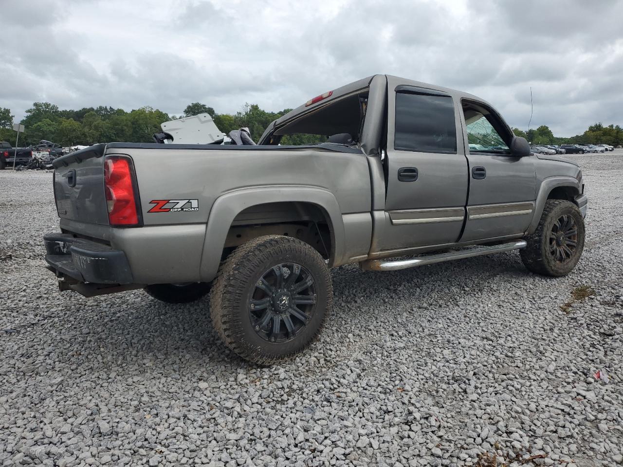 2006 Chevrolet Silverado K1500 Серый vin: 2GCEK13T661196793