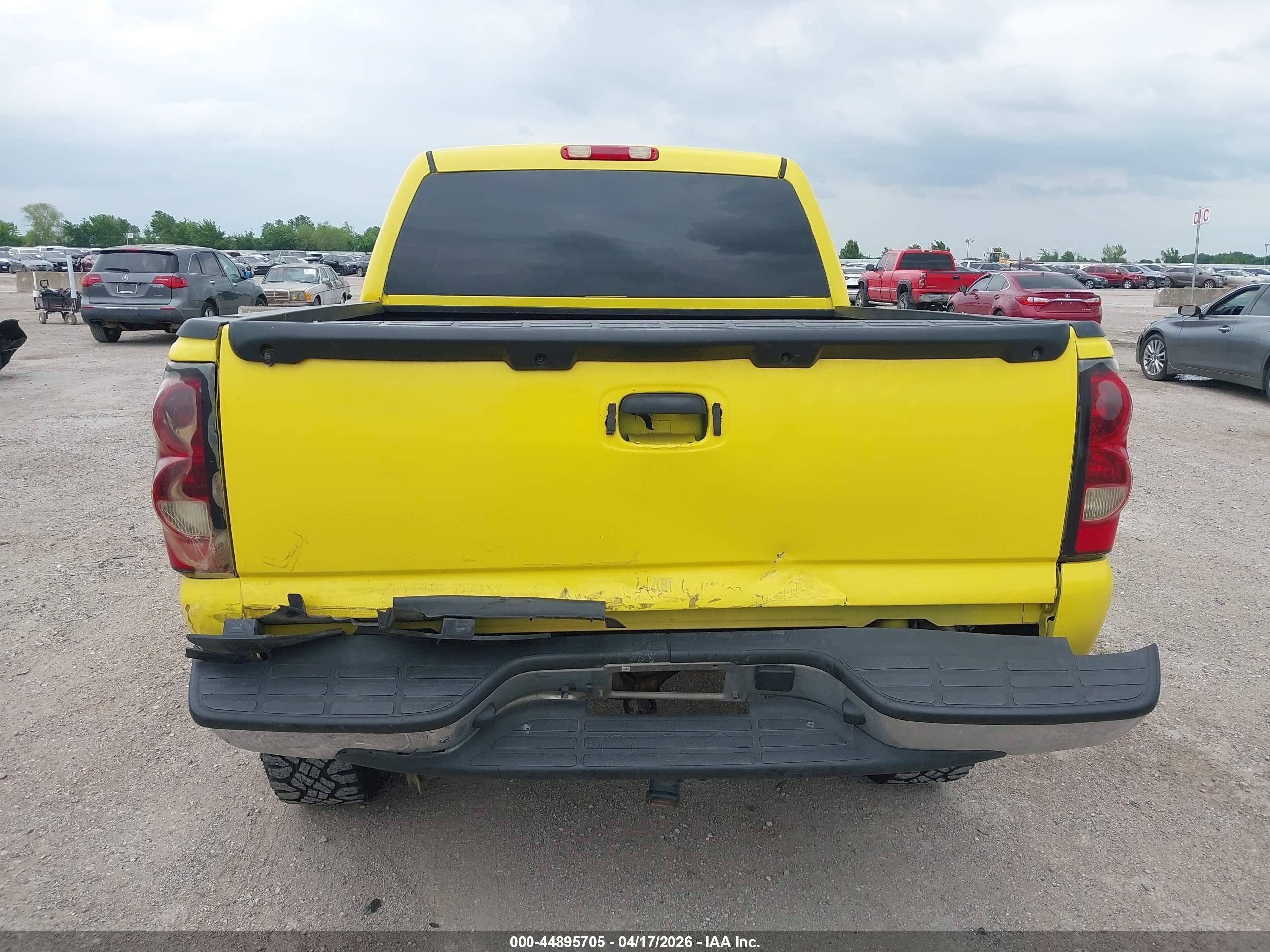 2006 Chevrolet Silverado 1500 Lt1 Yellow vin: 2GCEK13T661210076