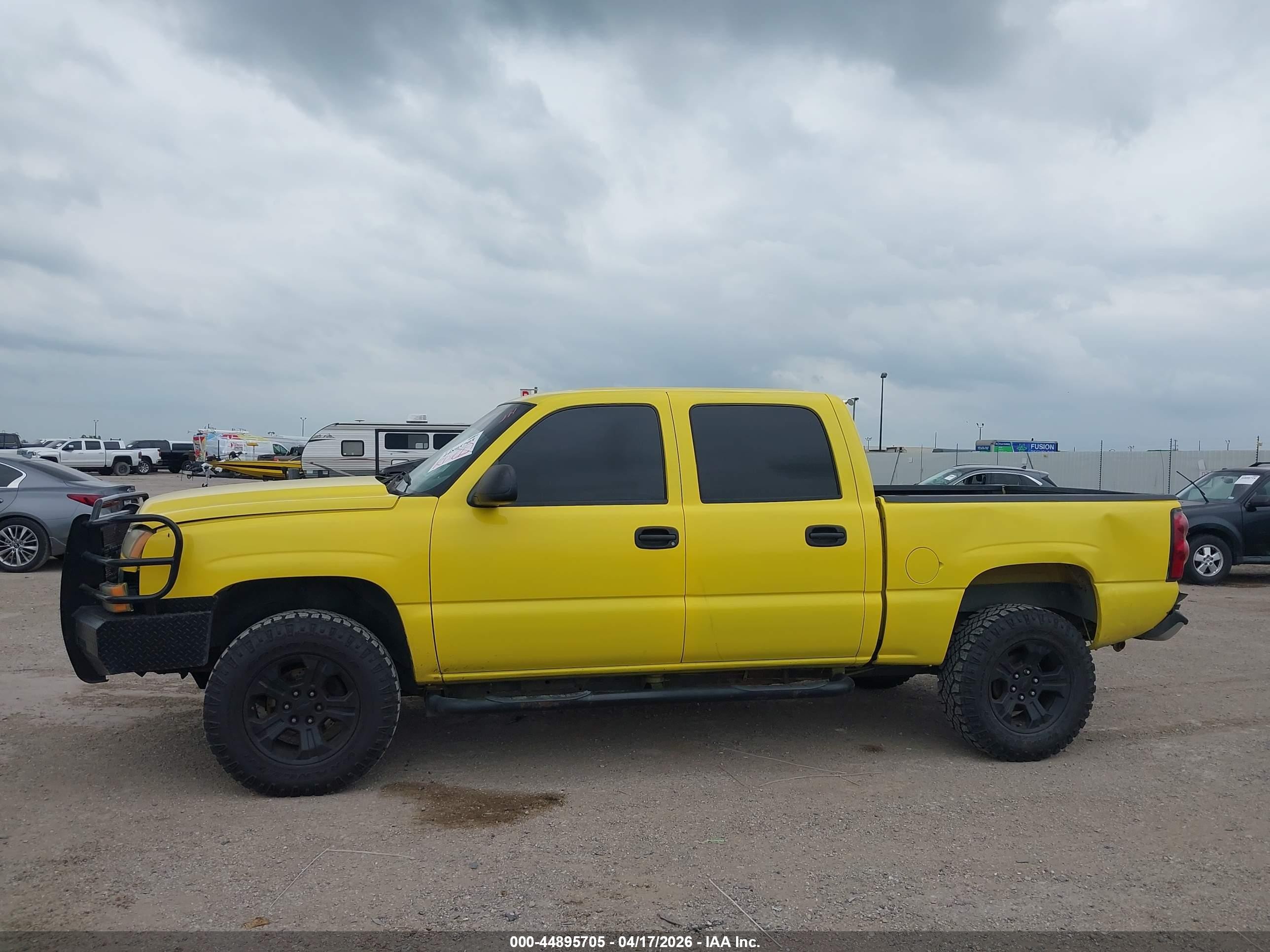 2006 Chevrolet Silverado 1500 Lt1 Yellow vin: 2GCEK13T661210076