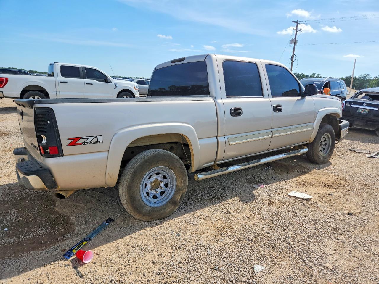 2004 Chevrolet Silverado K1500 Silver vin: 2GCEK13T741395848