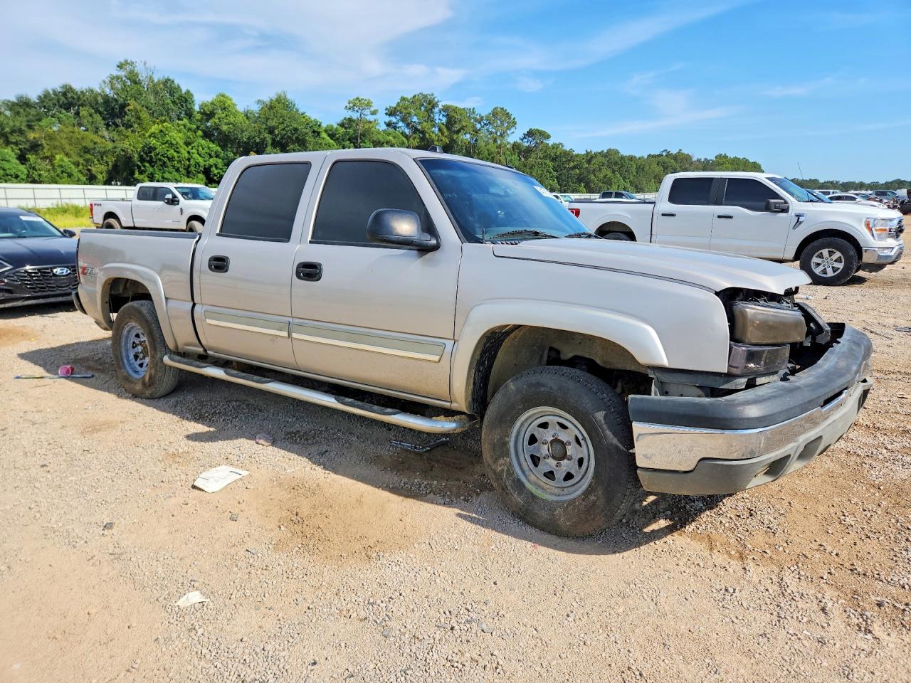2004 Chevrolet Silverado K1500 Silver vin: 2GCEK13T741395848