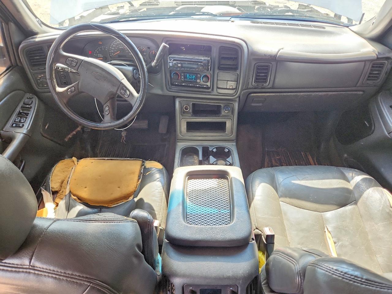 2004 Chevrolet Silverado K1500 Silver vin: 2GCEK13T741395848