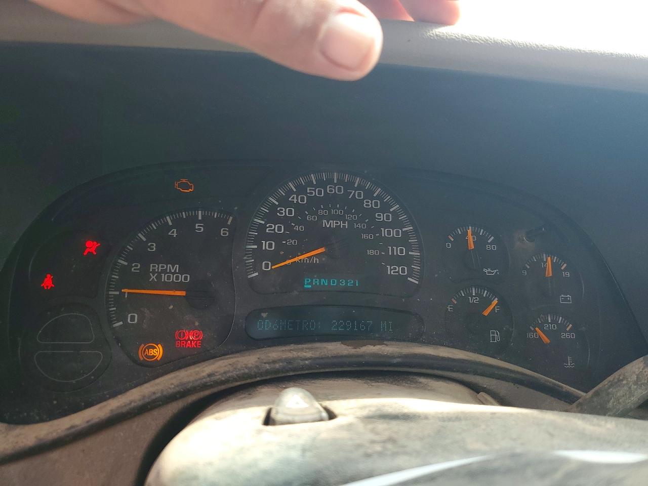 2004 Chevrolet Silverado K1500 Silver vin: 2GCEK13T741406914