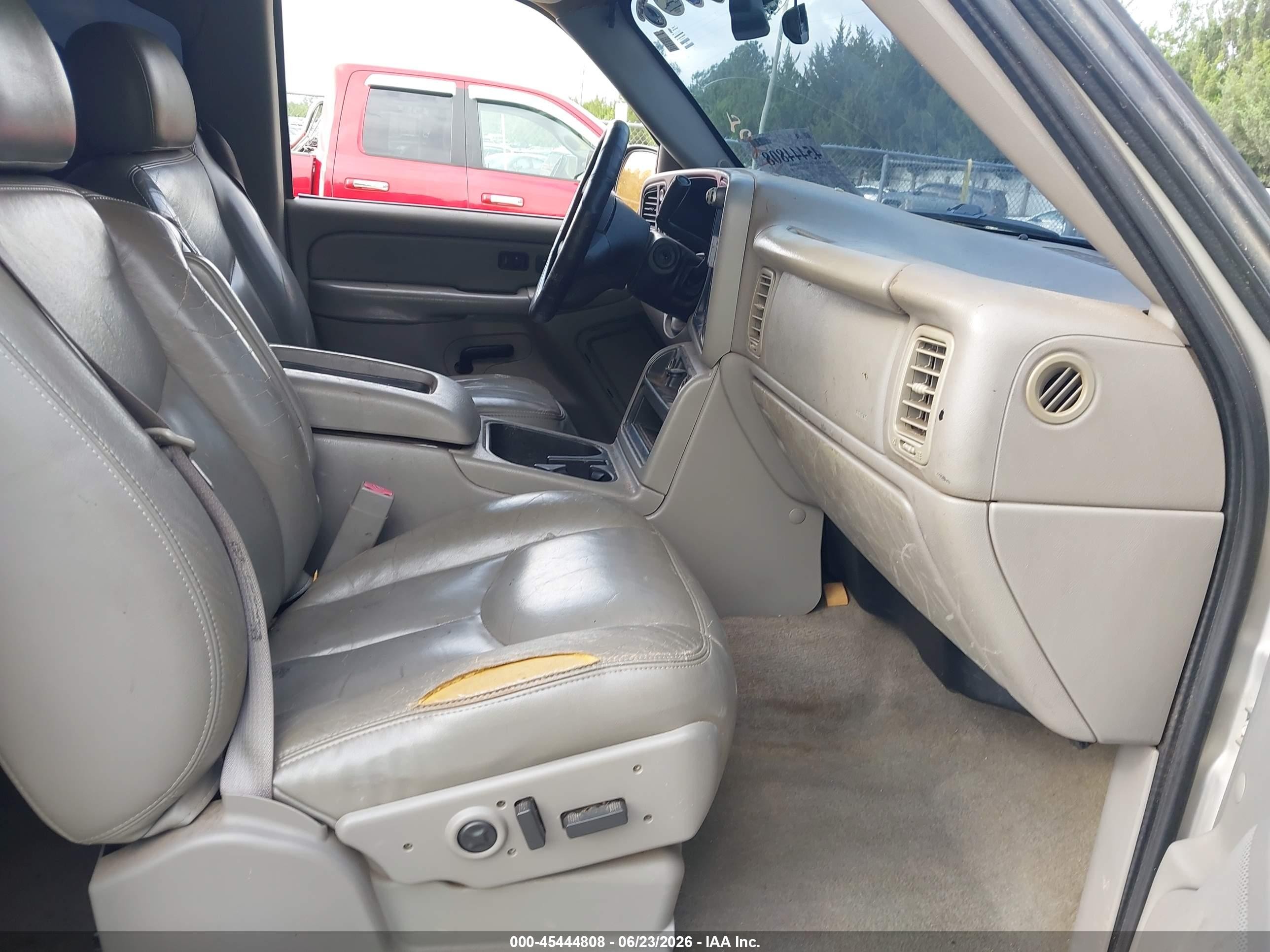 2005 Chevrolet Silverado 1500 Z71 Silver vin: 2GCEK13T751325980