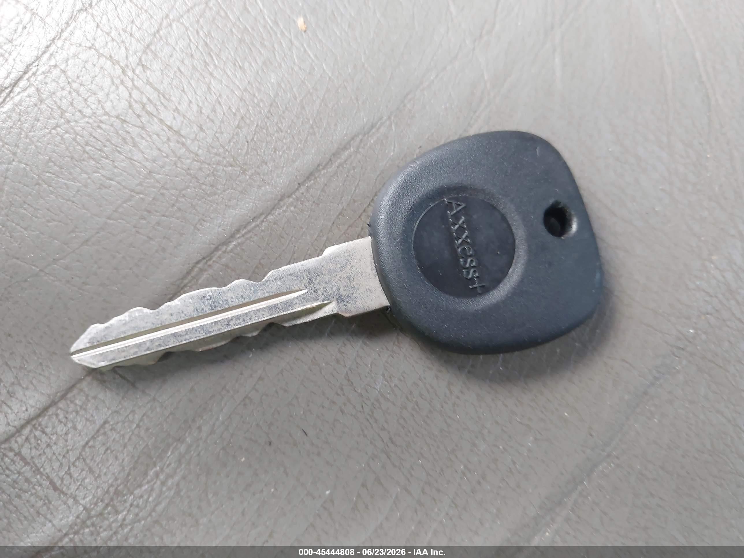2005 Chevrolet Silverado 1500 Z71 Silver vin: 2GCEK13T751325980