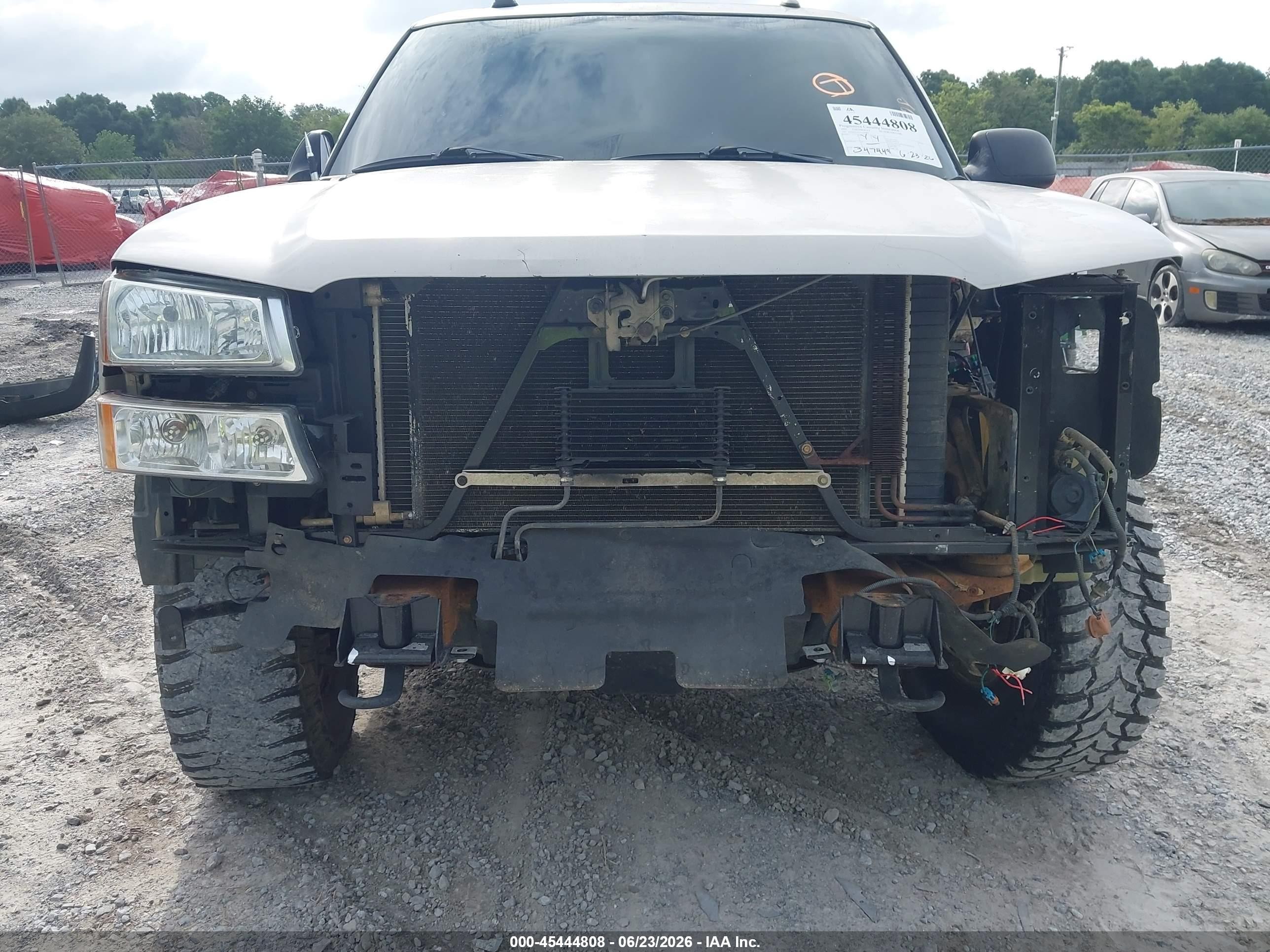 2005 Chevrolet Silverado 1500 Z71 Silver vin: 2GCEK13T751325980