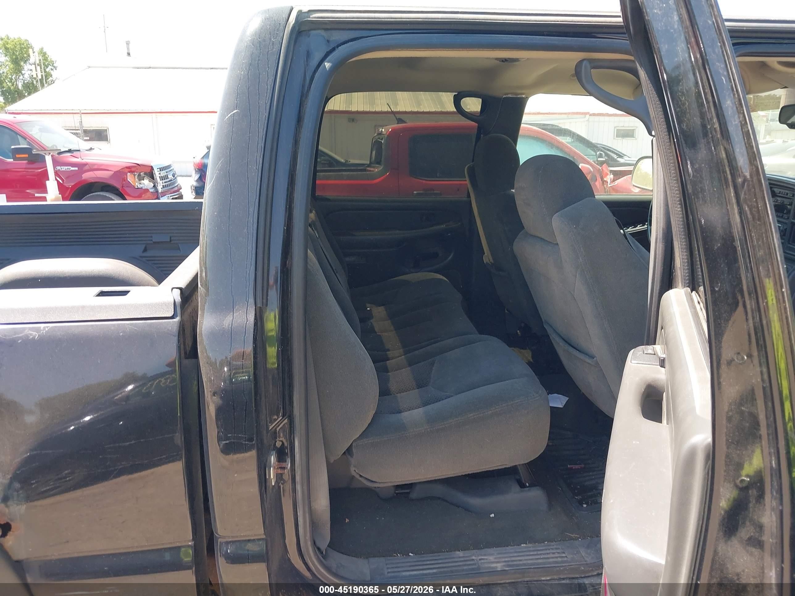 2004 Chevrolet Silverado 1500 Z71 Black vin: 2GCEK13T841319846
