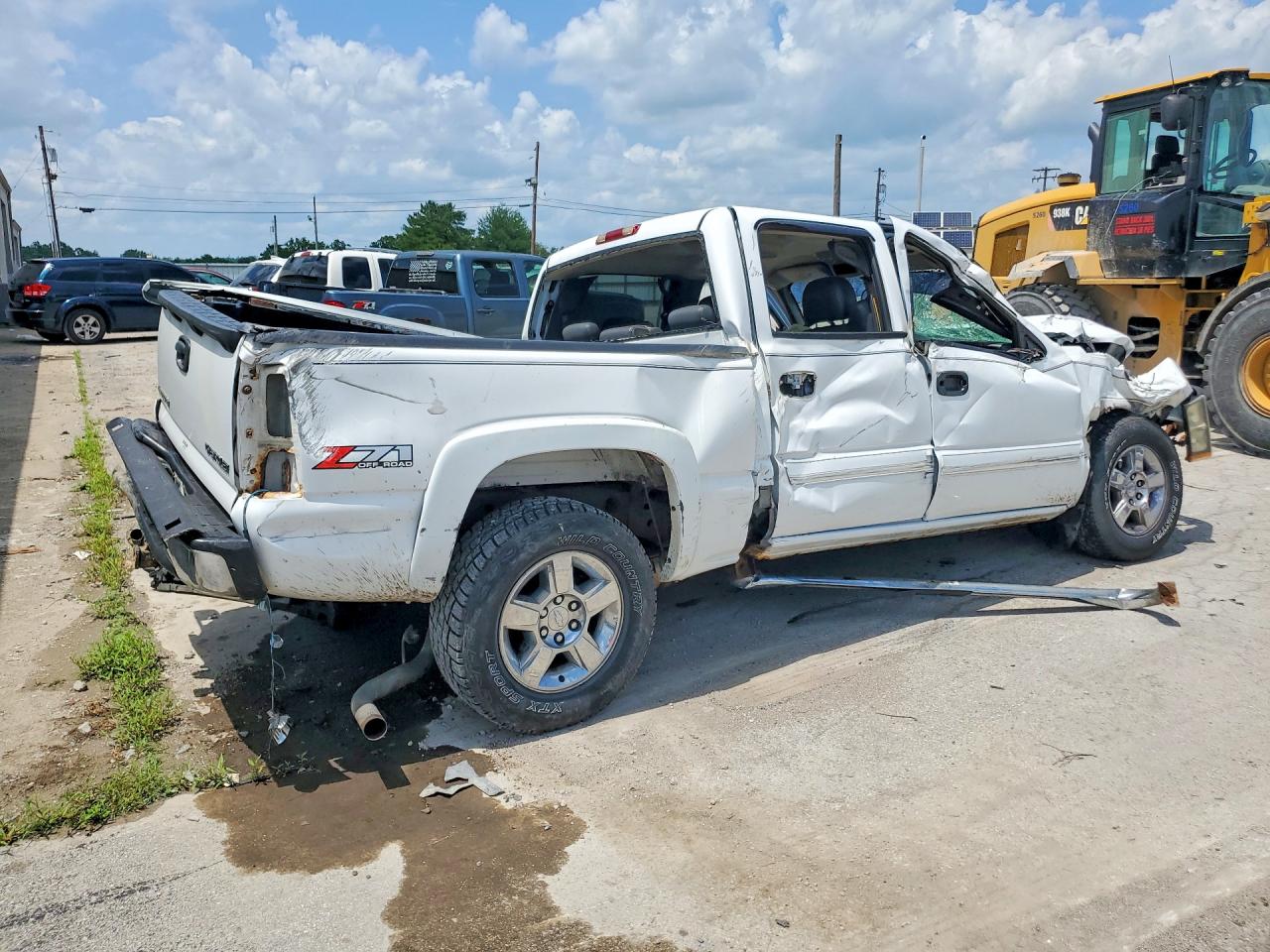 2004 Chevrolet Silverado K1500 White vin: 2GCEK13T841383918