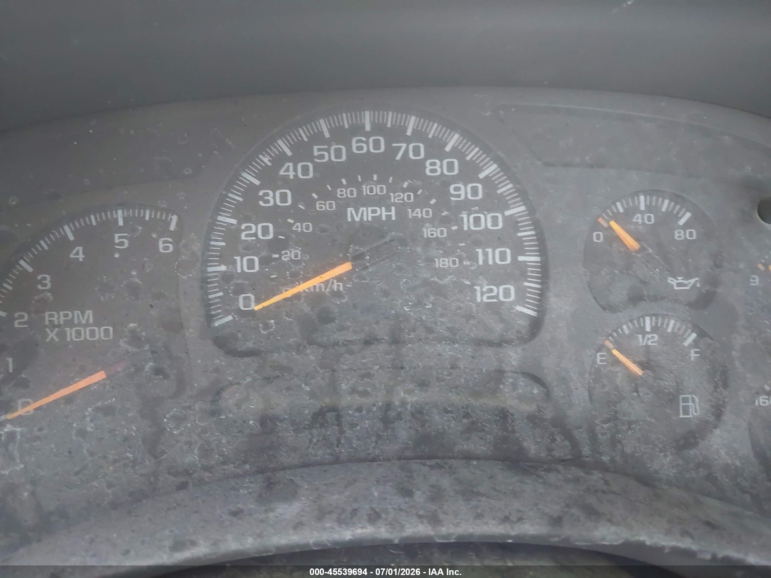 2005 Chevrolet Silverado 1500 Z71 Red vin: 2GCEK13T851126596