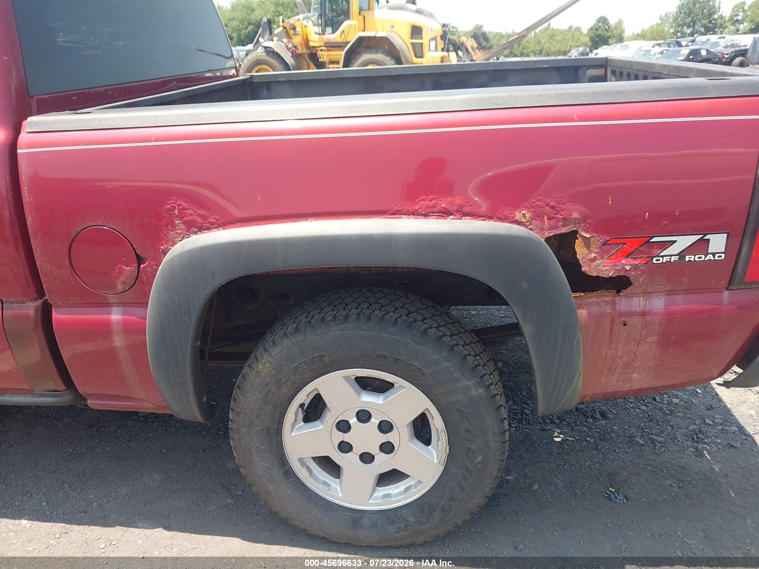 2005 Chevrolet Silverado 1500 Z71 Красный vin: 2GCEK13T851371690