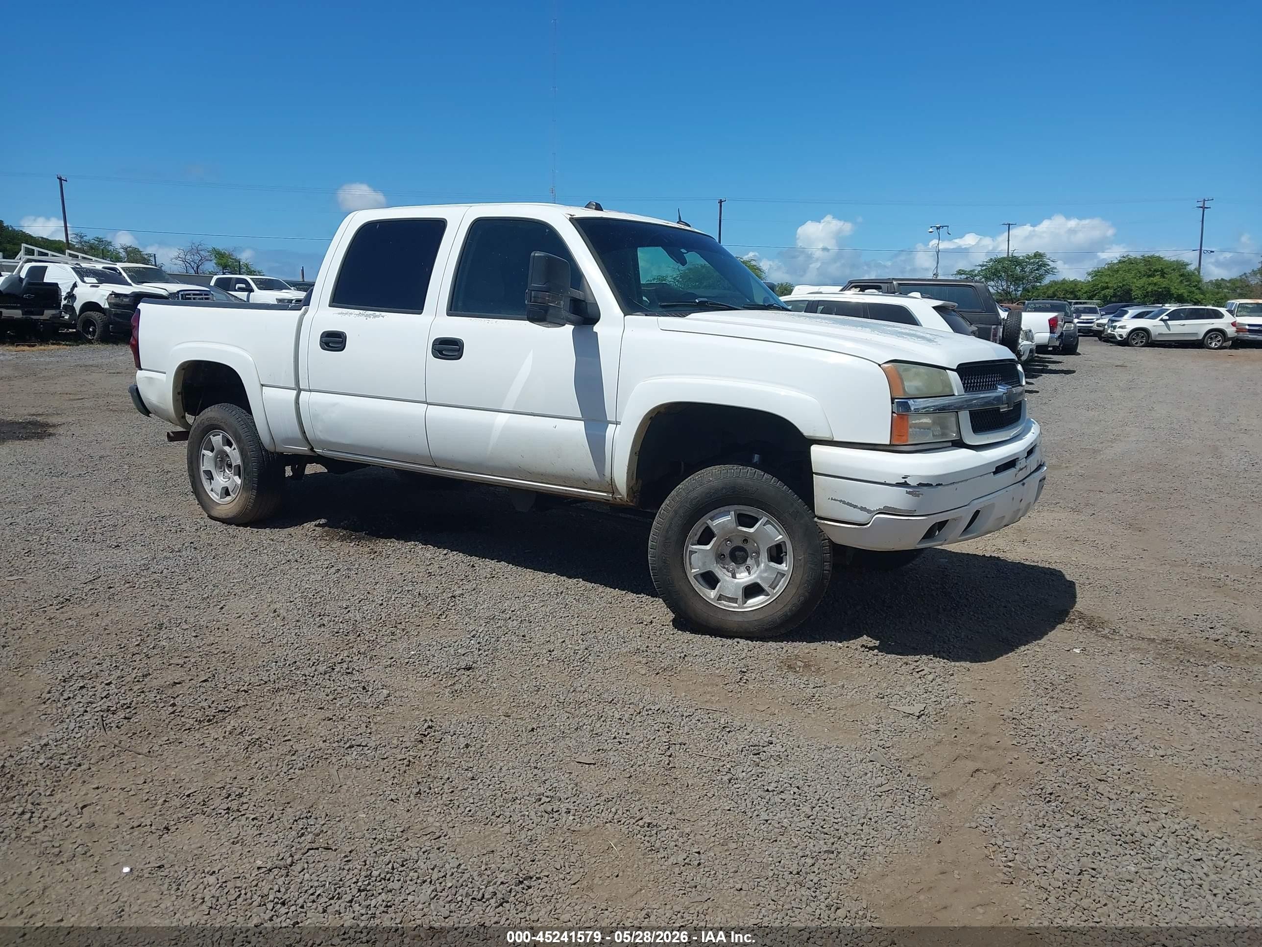 2005 Chevrolet Silverado 1500 Z71 Белый vin: 2GCEK13T851382138
