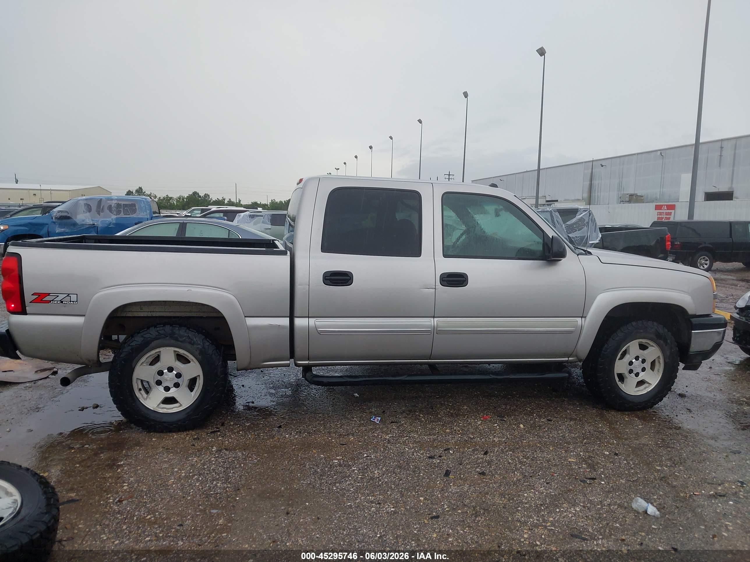 2005 Chevrolet Silverado 1500 Z71 Beige vin: 2GCEK13T851399456