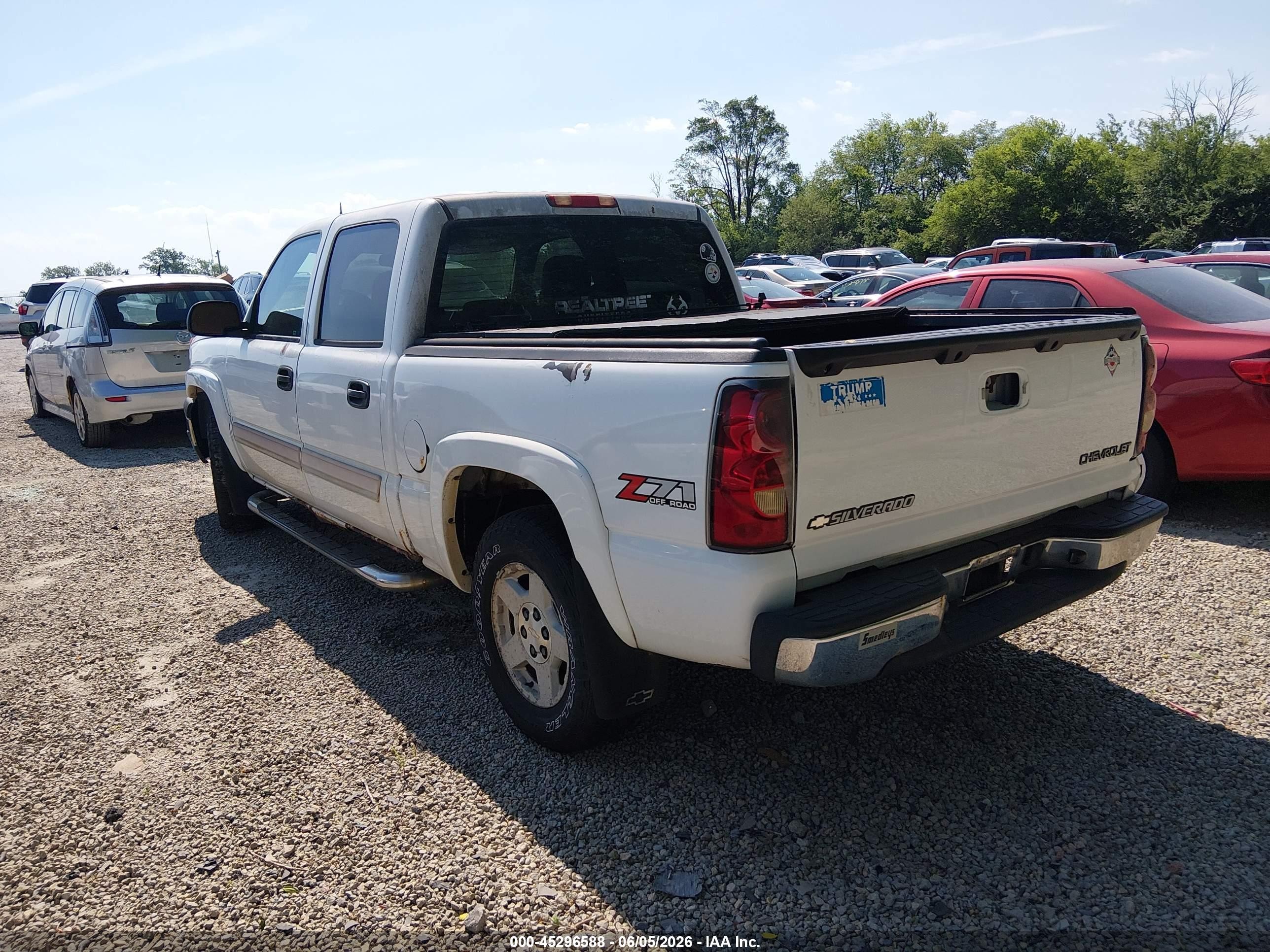 2004 Chevrolet Silverado 1500 Z71 Белый vin: 2GCEK13T941295489