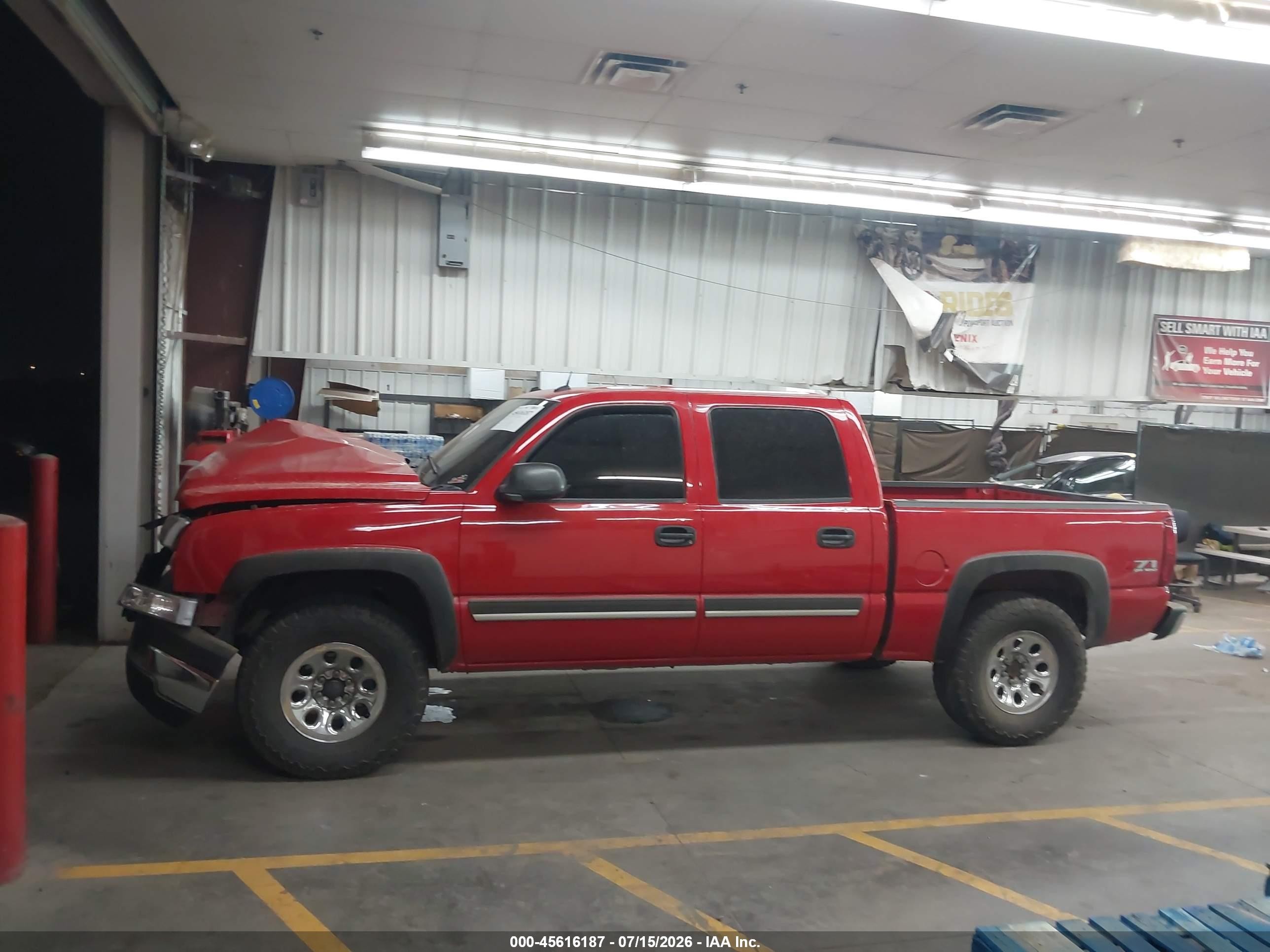 2005 Chevrolet Silverado 1500 Z71 Red vin: 2GCEK13T951288298
