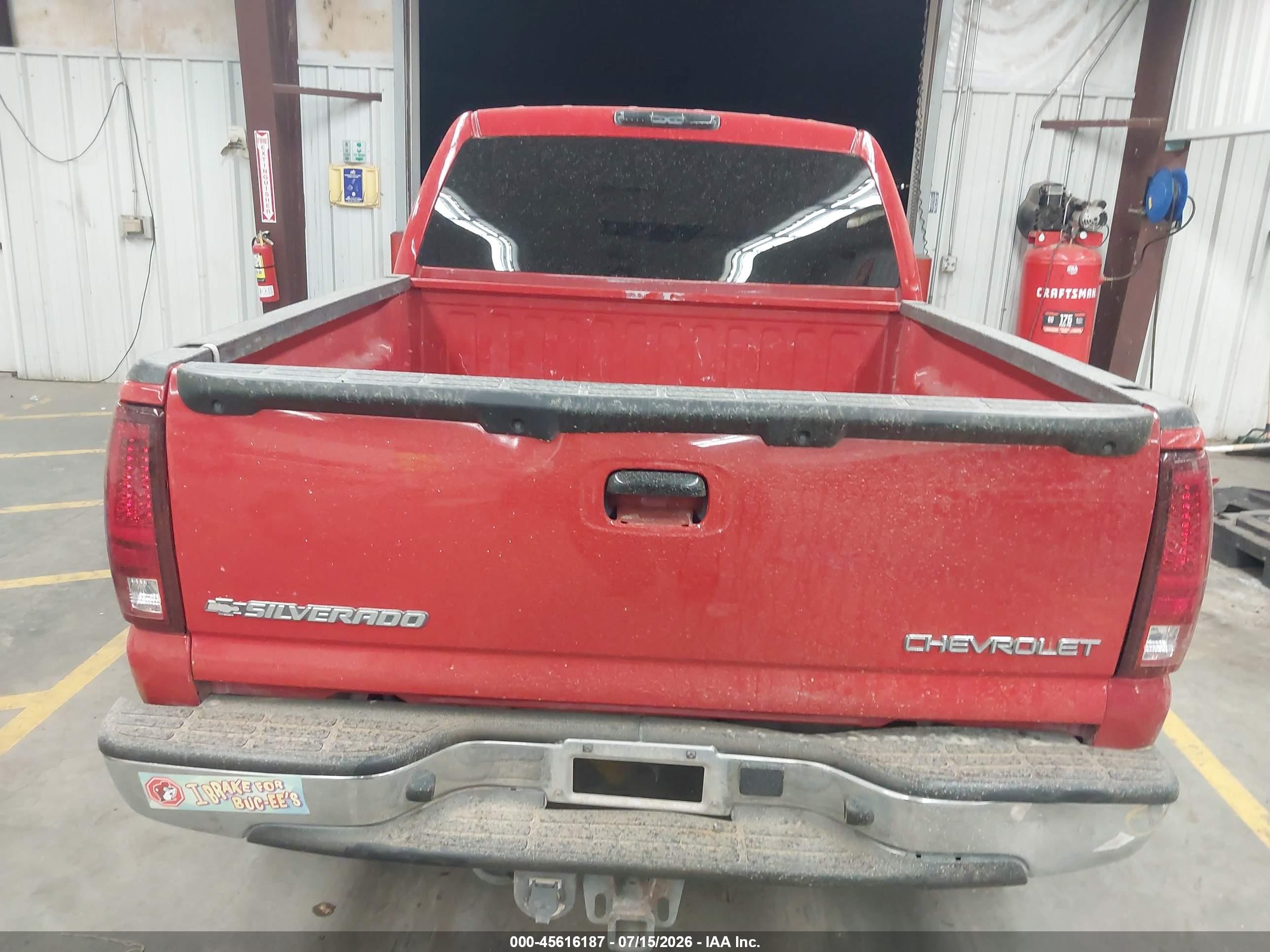 2005 Chevrolet Silverado 1500 Z71 Red vin: 2GCEK13T951288298