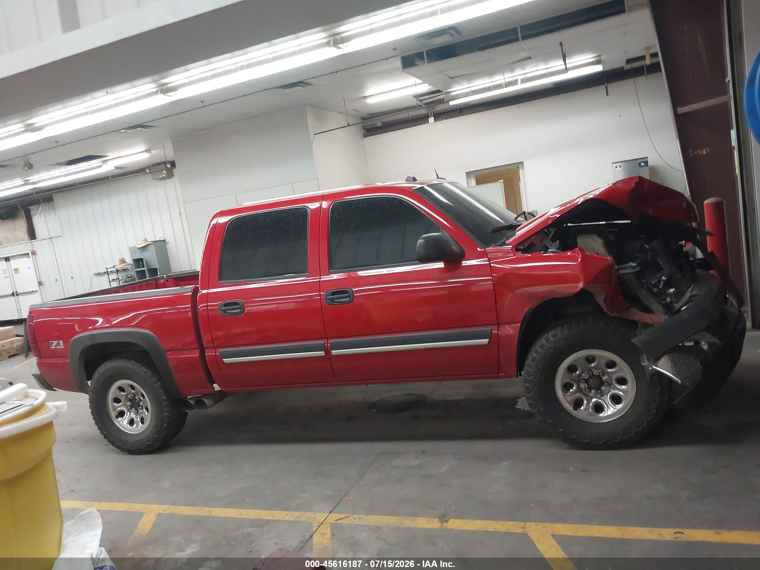 2005 Chevrolet Silverado 1500 Z71 Red vin: 2GCEK13T951288298