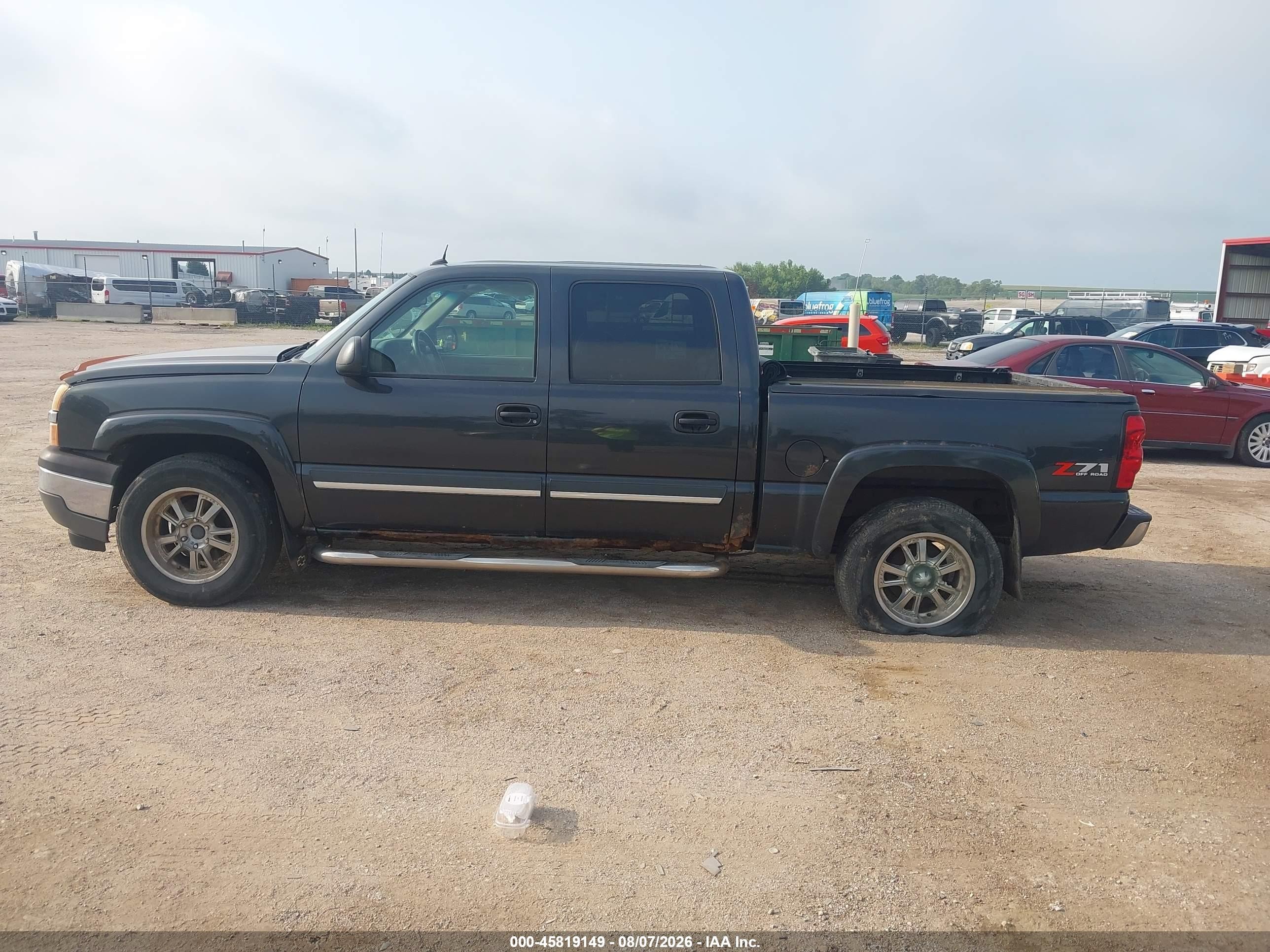 2005 Chevrolet Silverado 1500 Z71 Черный vin: 2GCEK13T951349407