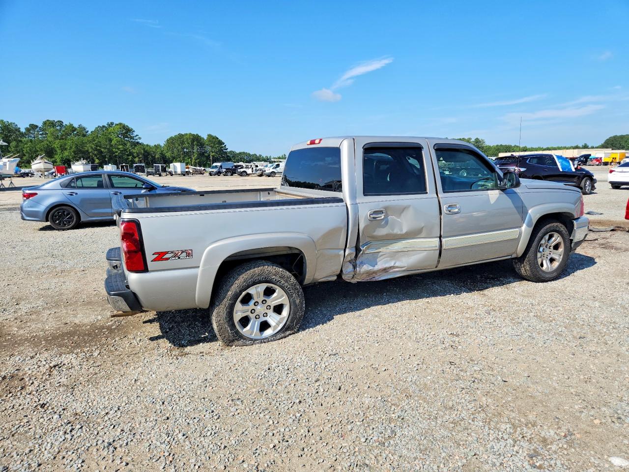 2006 Chevrolet Silverado K1500 Gold vin: 2GCEK13T961194259