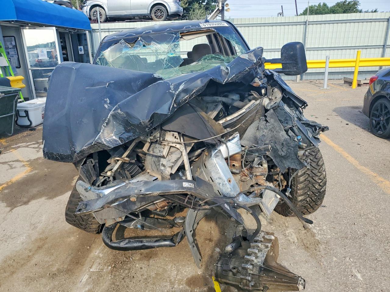 2004 Chevrolet Silverado K1500 Черный vin: 2GCEK13TX41327785