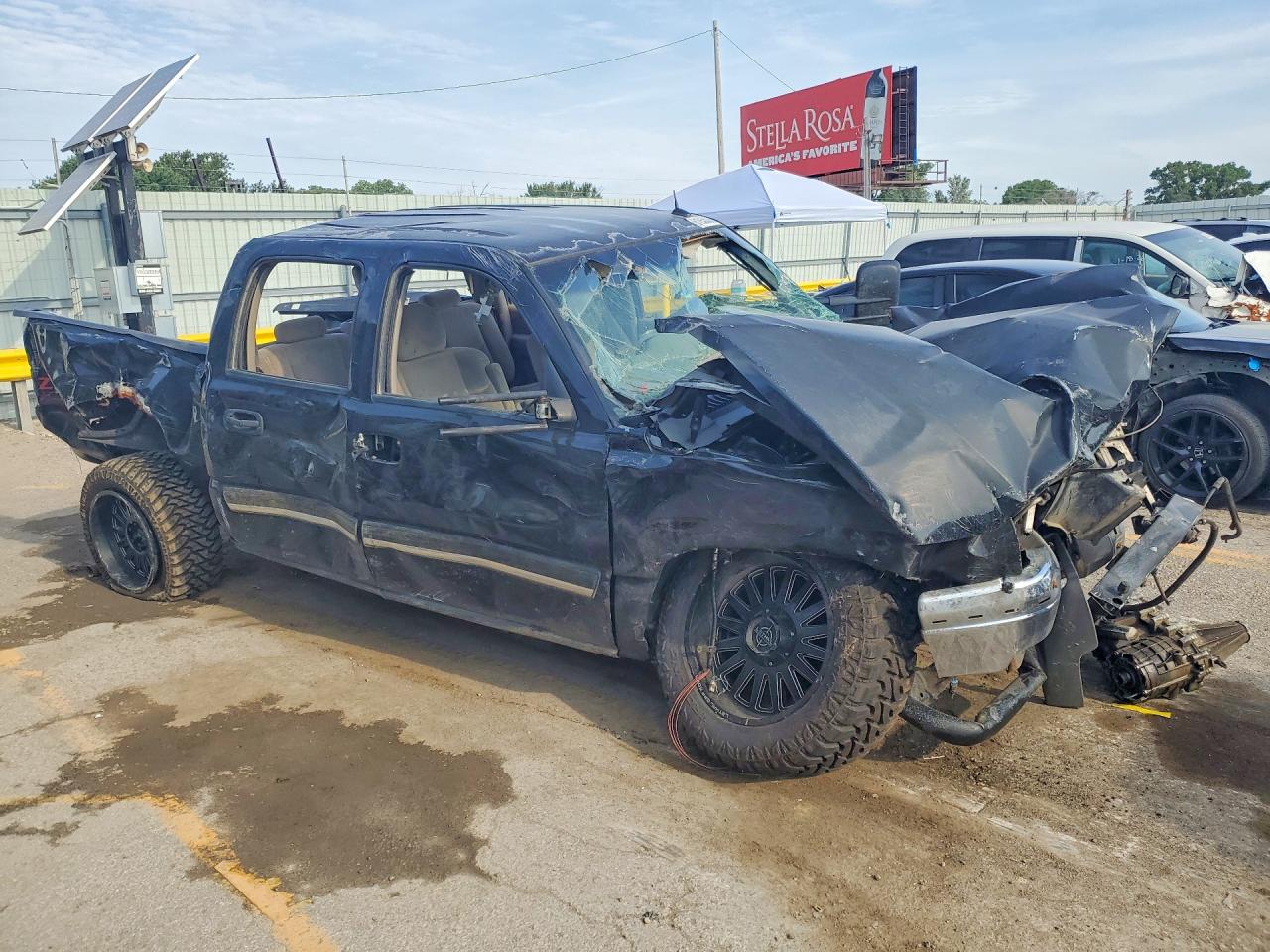 2004 Chevrolet Silverado K1500 Черный vin: 2GCEK13TX41327785