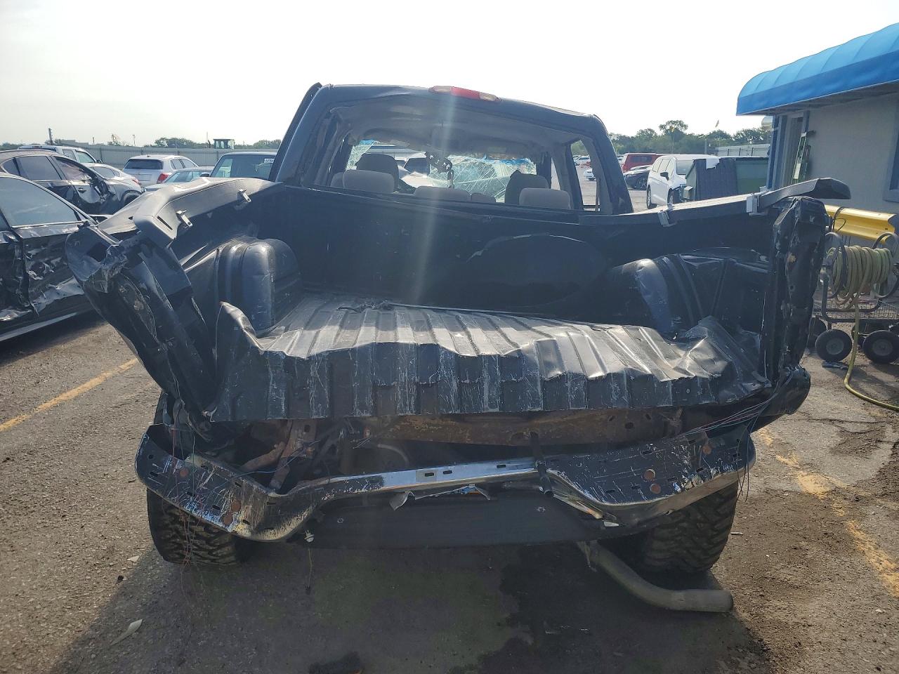 2004 Chevrolet Silverado K1500 Черный vin: 2GCEK13TX41327785
