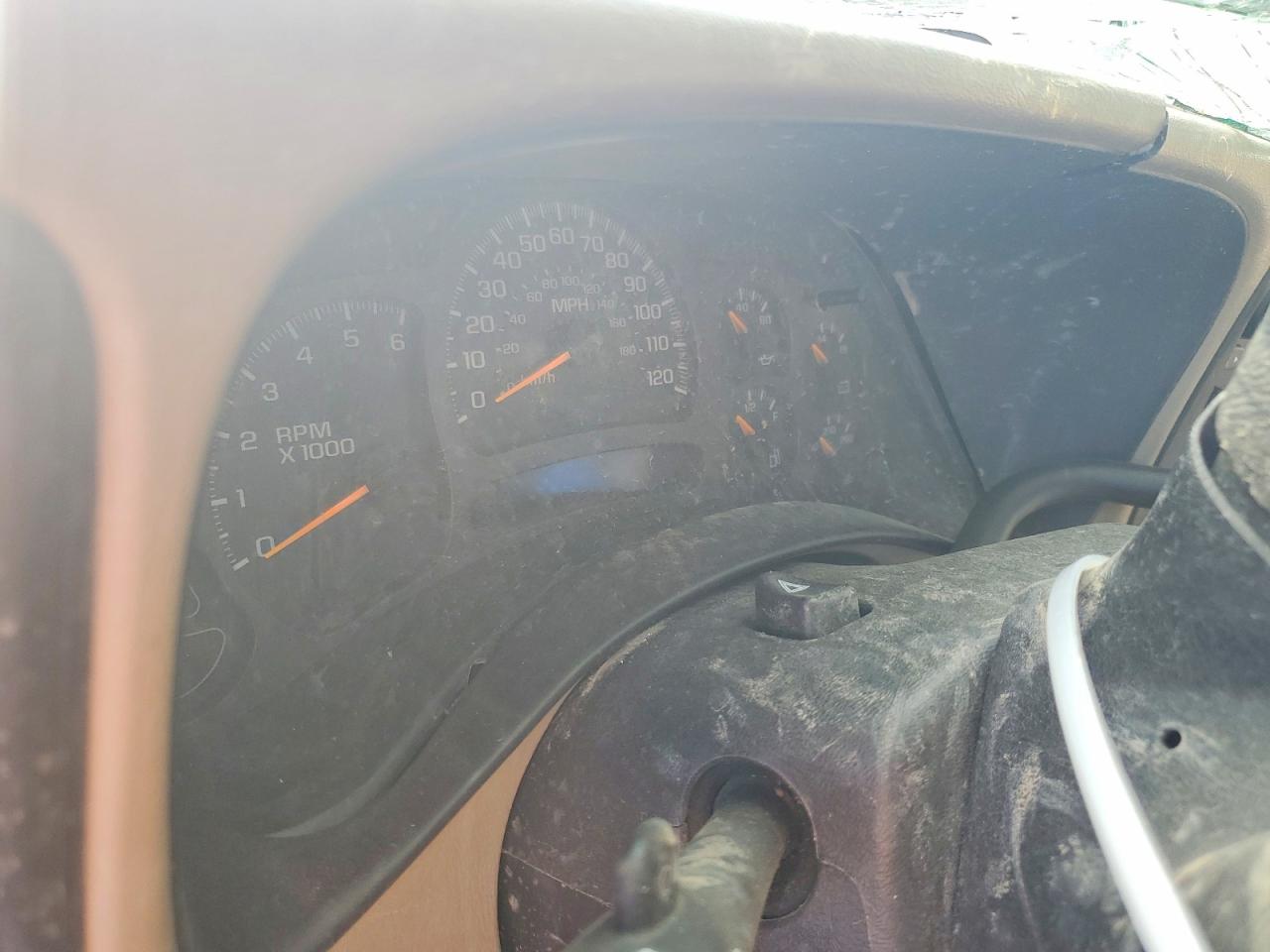 2004 Chevrolet Silverado K1500 Черный vin: 2GCEK13TX41327785