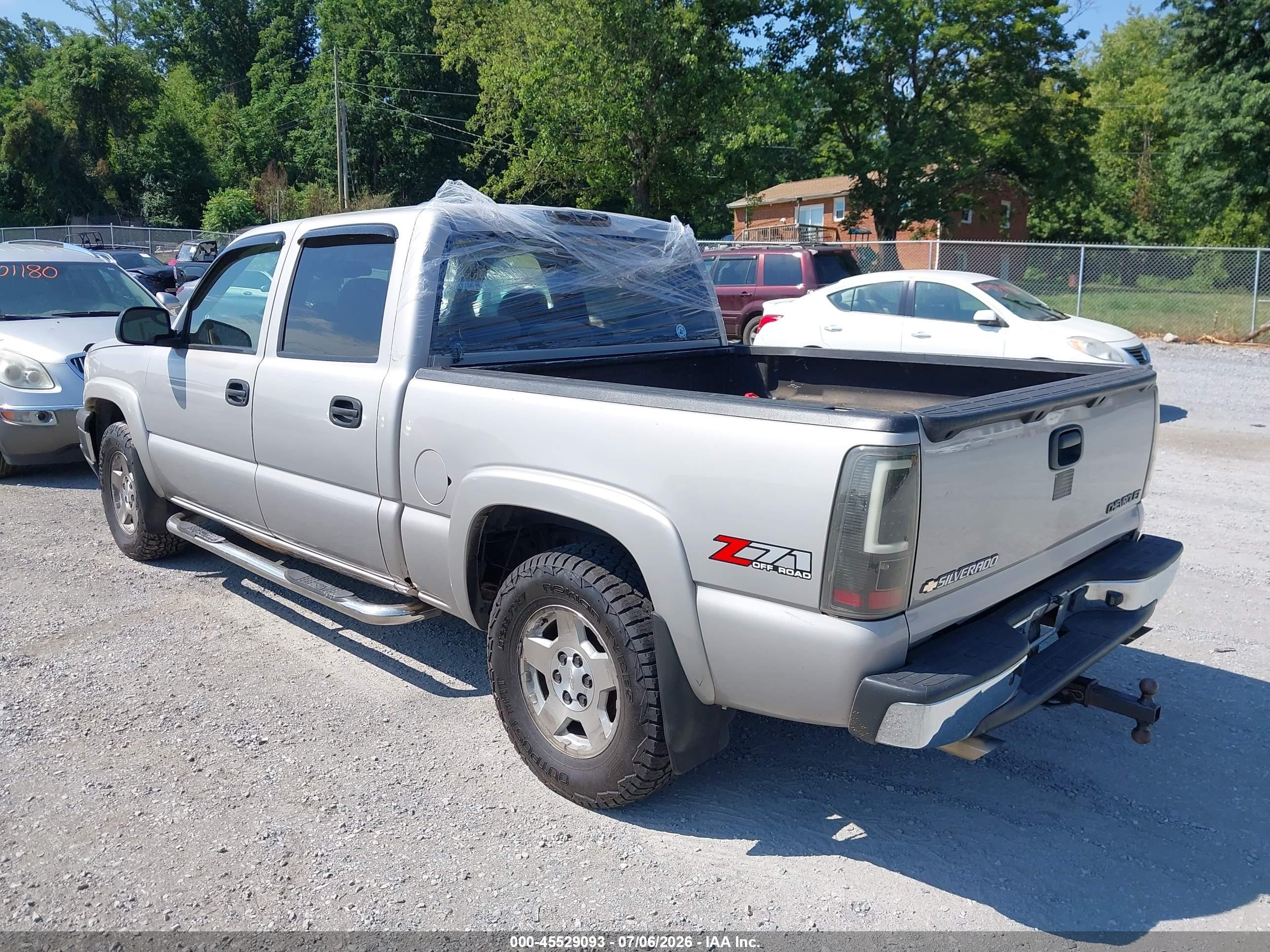 2005 Chevrolet Silverado 1500 Z71 Silver vin: 2GCEK13TX51157932