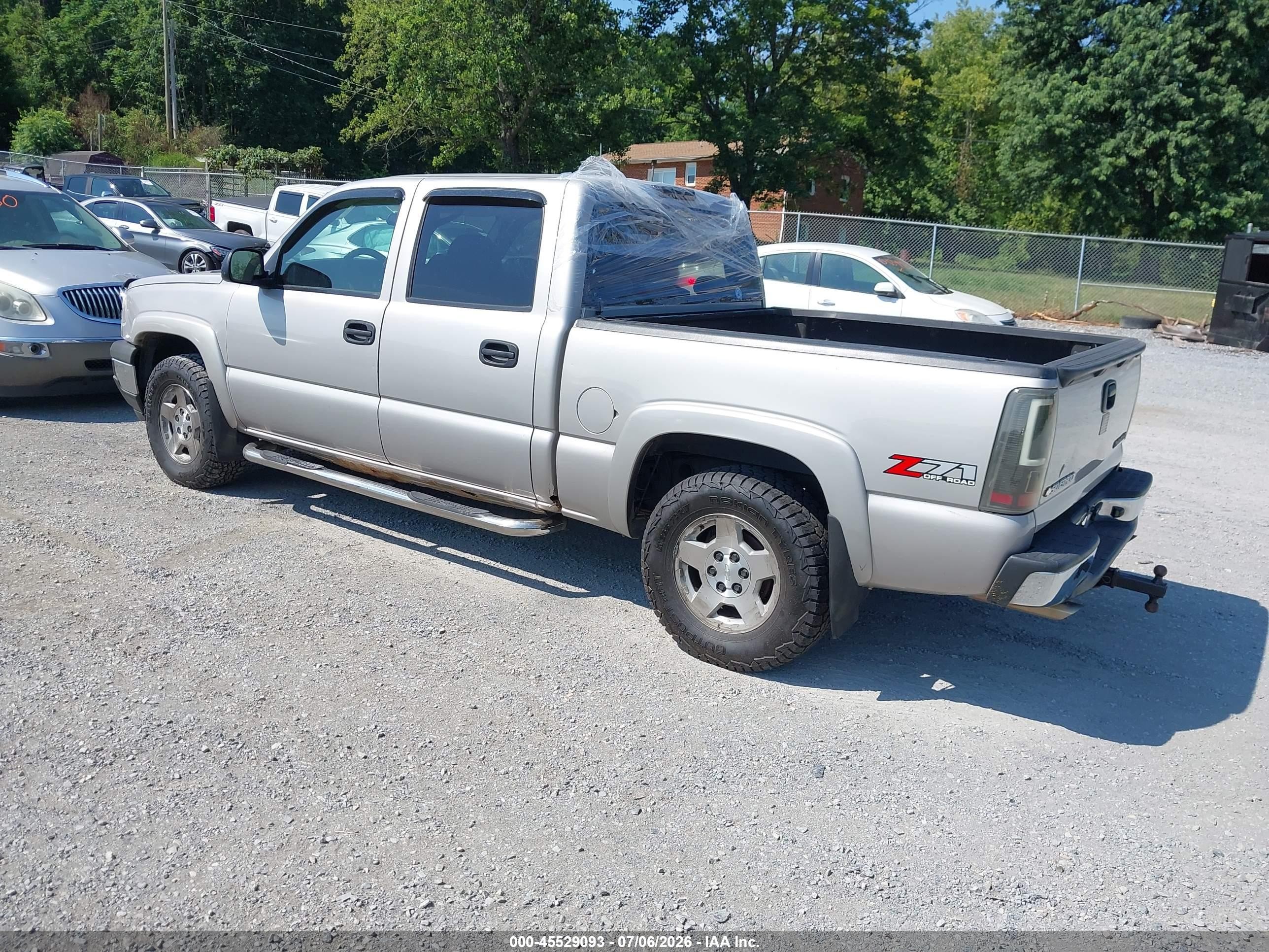 2005 Chevrolet Silverado 1500 Z71 Silver vin: 2GCEK13TX51157932