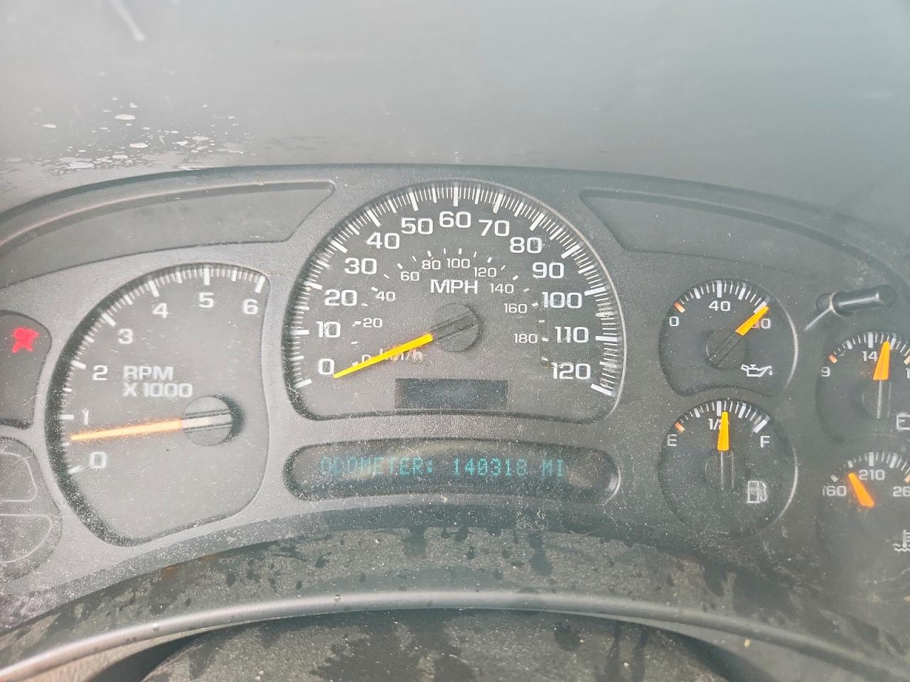 2005 Chevrolet Silverado K1500 Red vin: 2GCEK13TX51324242