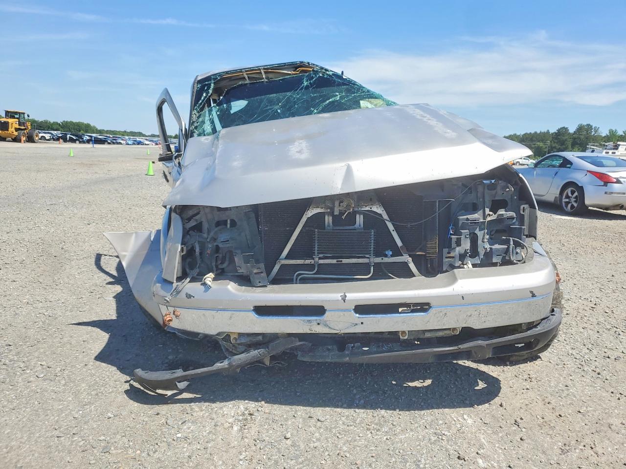 2006 Chevrolet Silverado K1500 Silver vin: 2GCEK13TX61200537