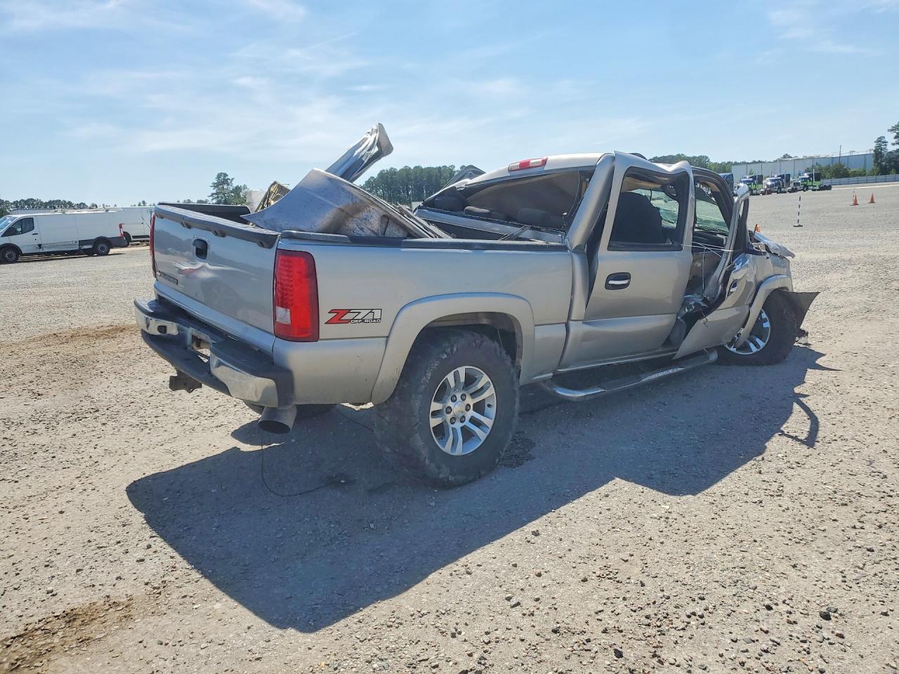 2006 Chevrolet Silverado K1500 Silver vin: 2GCEK13TX61200537