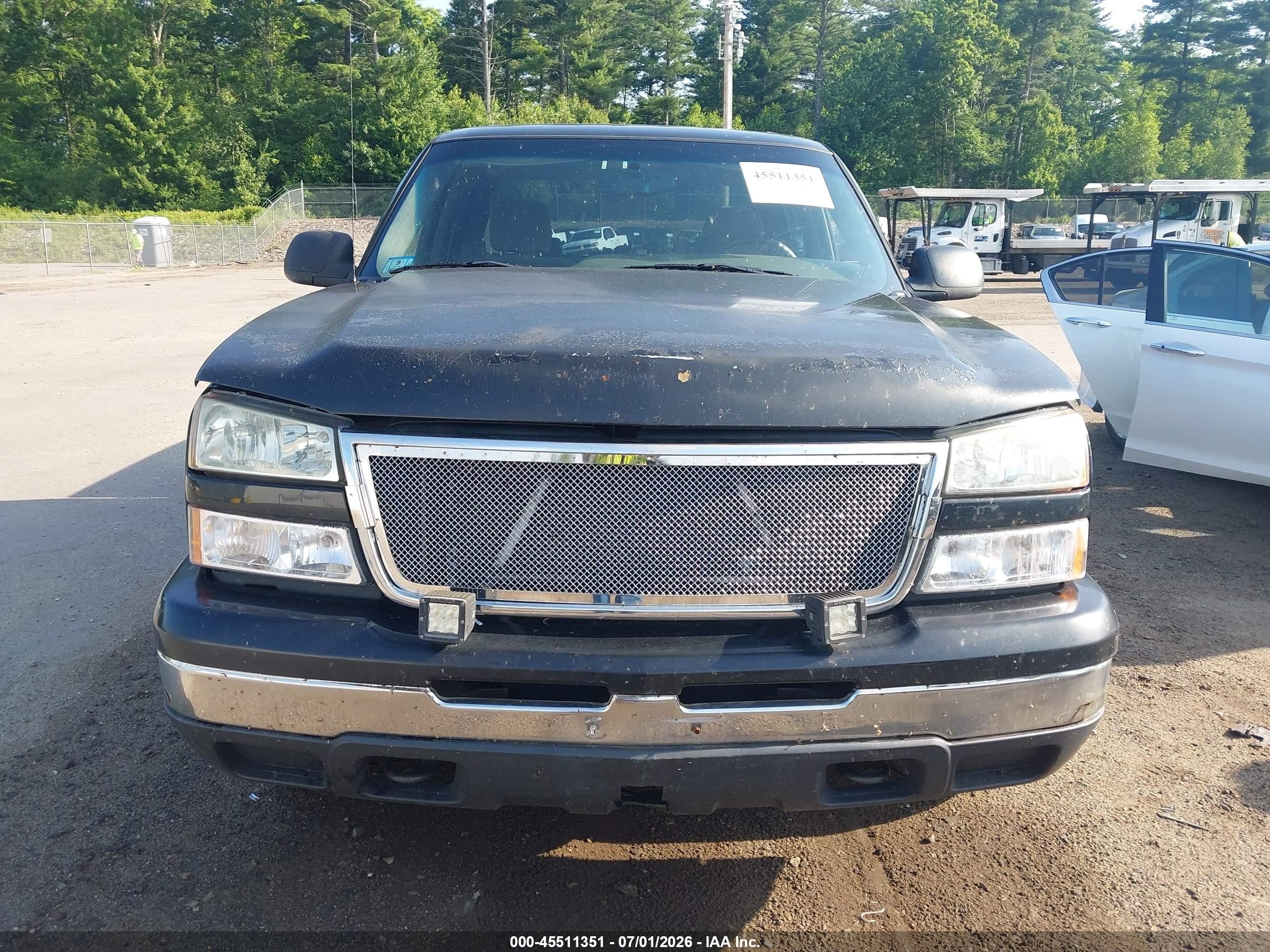 2007 Chevrolet Silverado 1500 Classic Ls Черный vin: 2GCEK13V171152204
