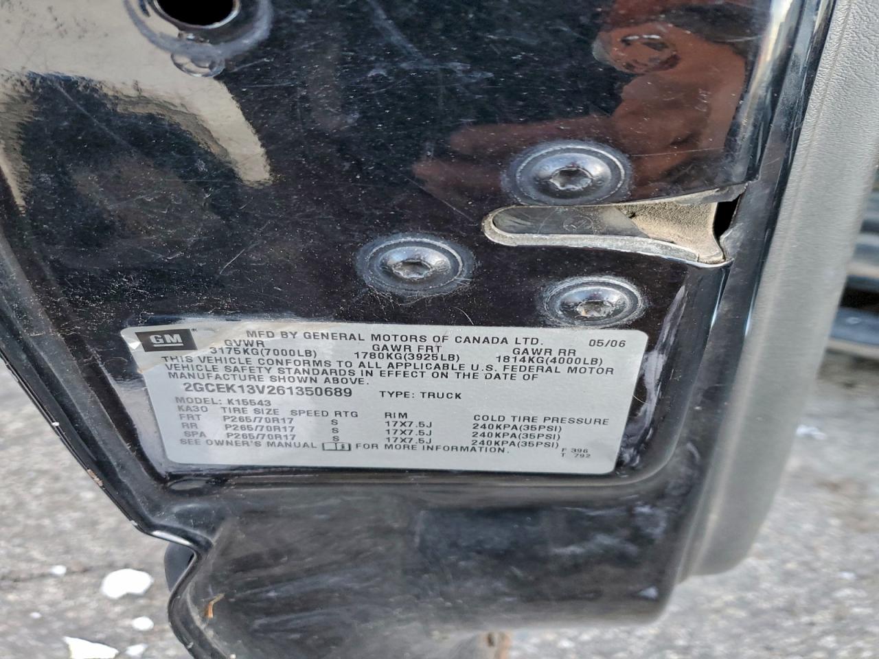 2006 Chevrolet Silverado K1500 Black vin: 2GCEK13V261350689