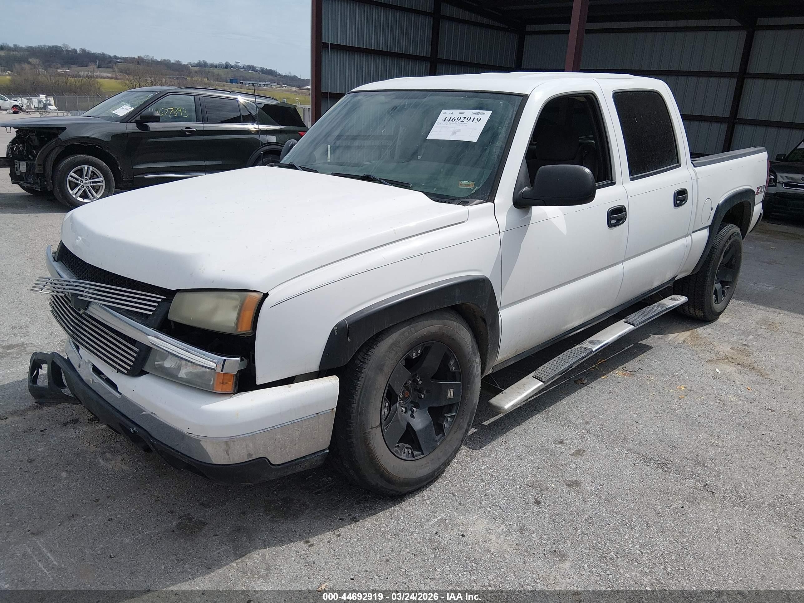 2006 Chevrolet Silverado 1500 Ls White vin: 2GCEK13V461296263