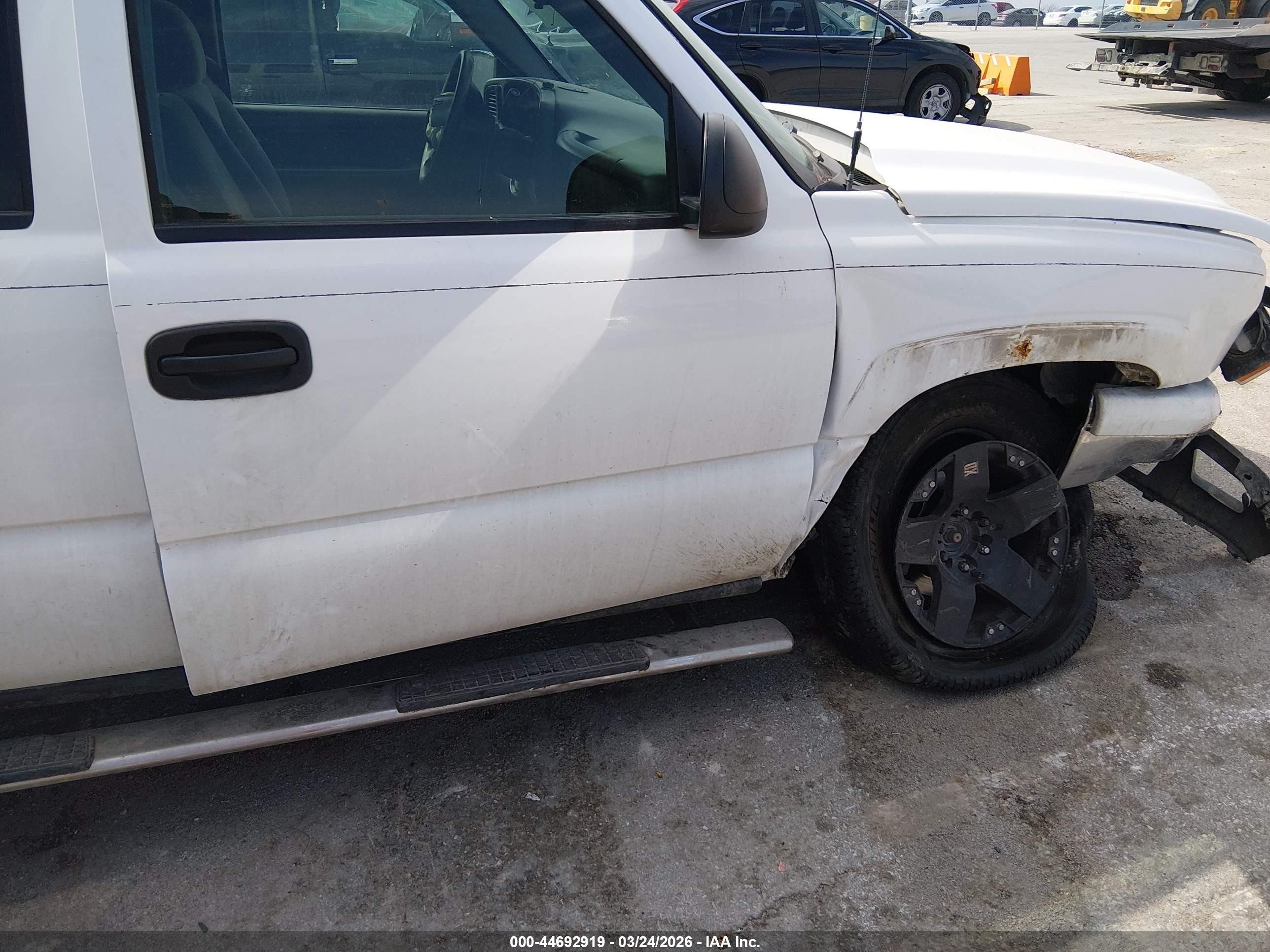 2006 Chevrolet Silverado 1500 Ls White vin: 2GCEK13V461296263