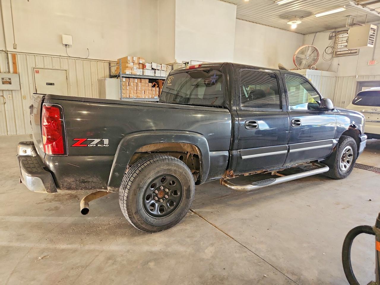 2006 Chevrolet Silverado K1500 Black vin: 2GCEK13V461307455