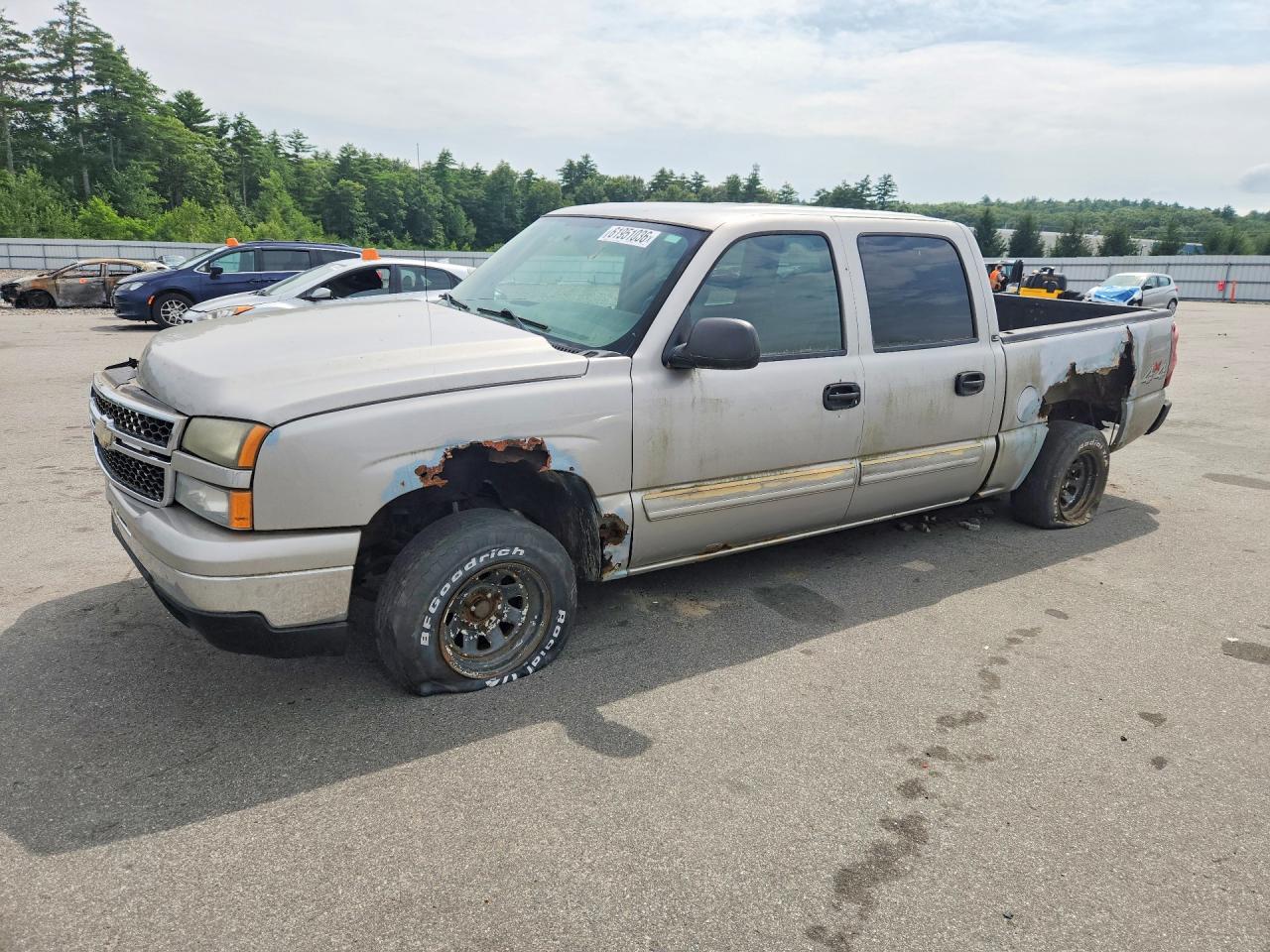2007 Chevrolet Silverado K1500 Classic Crew Cab Silver vin: 2GCEK13V471131914