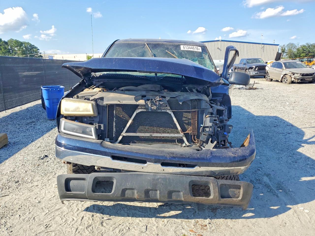 2006 Chevrolet Silverado K1500 Синий vin: 2GCEK13VX61248380