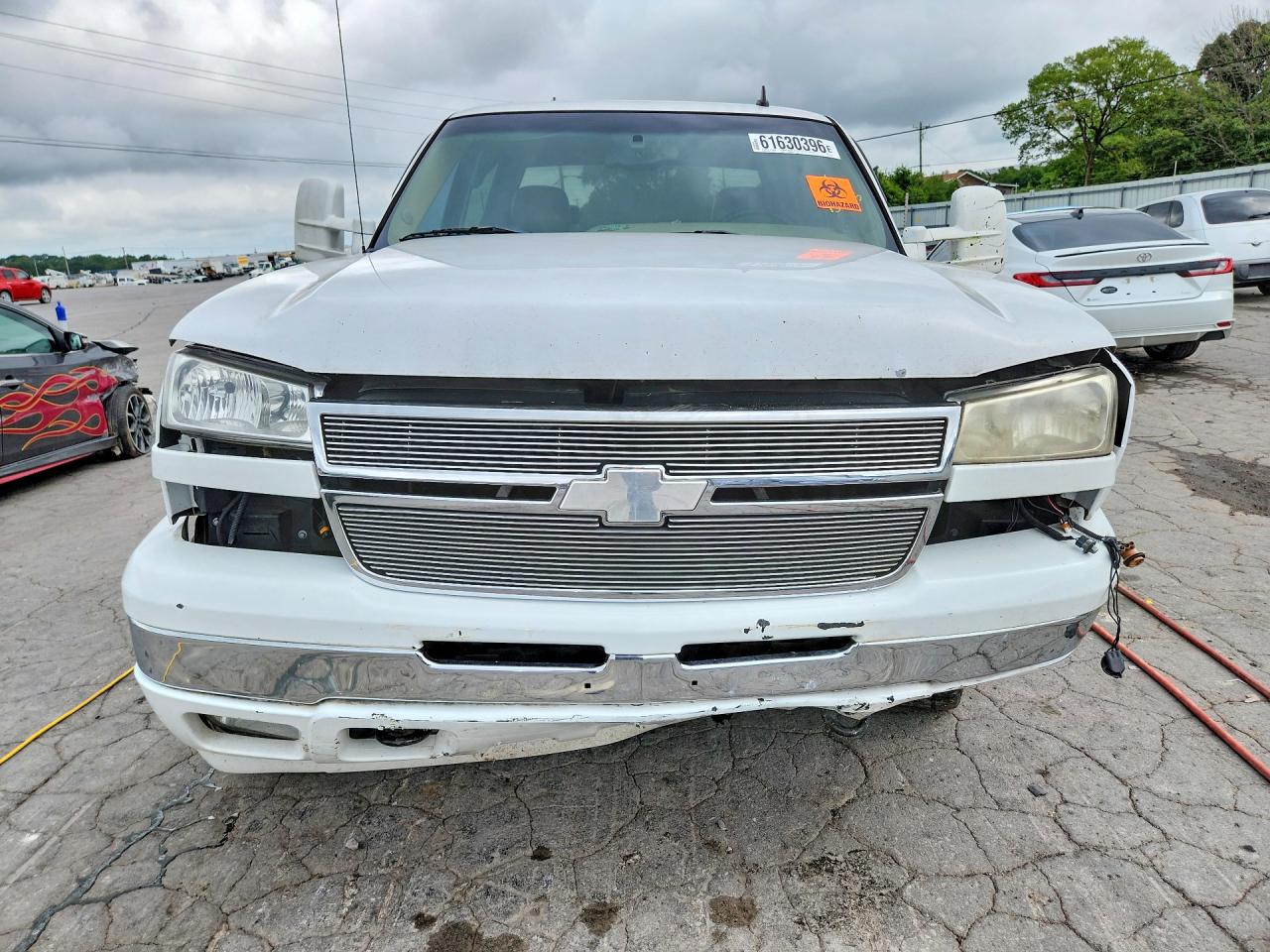 2007 Chevrolet Silverado K1500 Classic Crew Cab White vin: 2GCEK13Z071167375