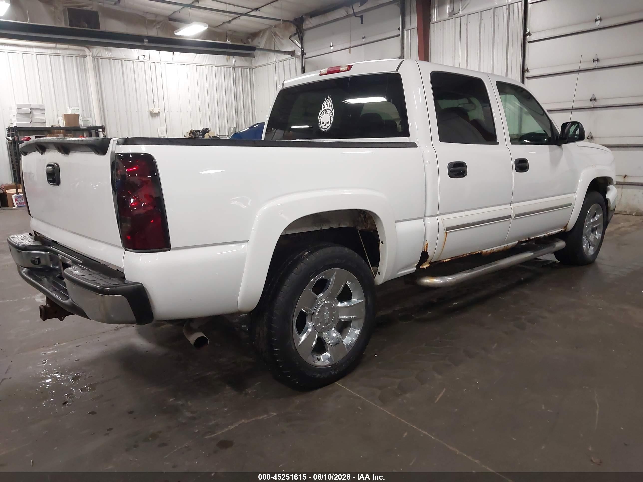 2007 Chevrolet Silverado 1500 Classic Lt1 White vin: 2GCEK13Z571122898