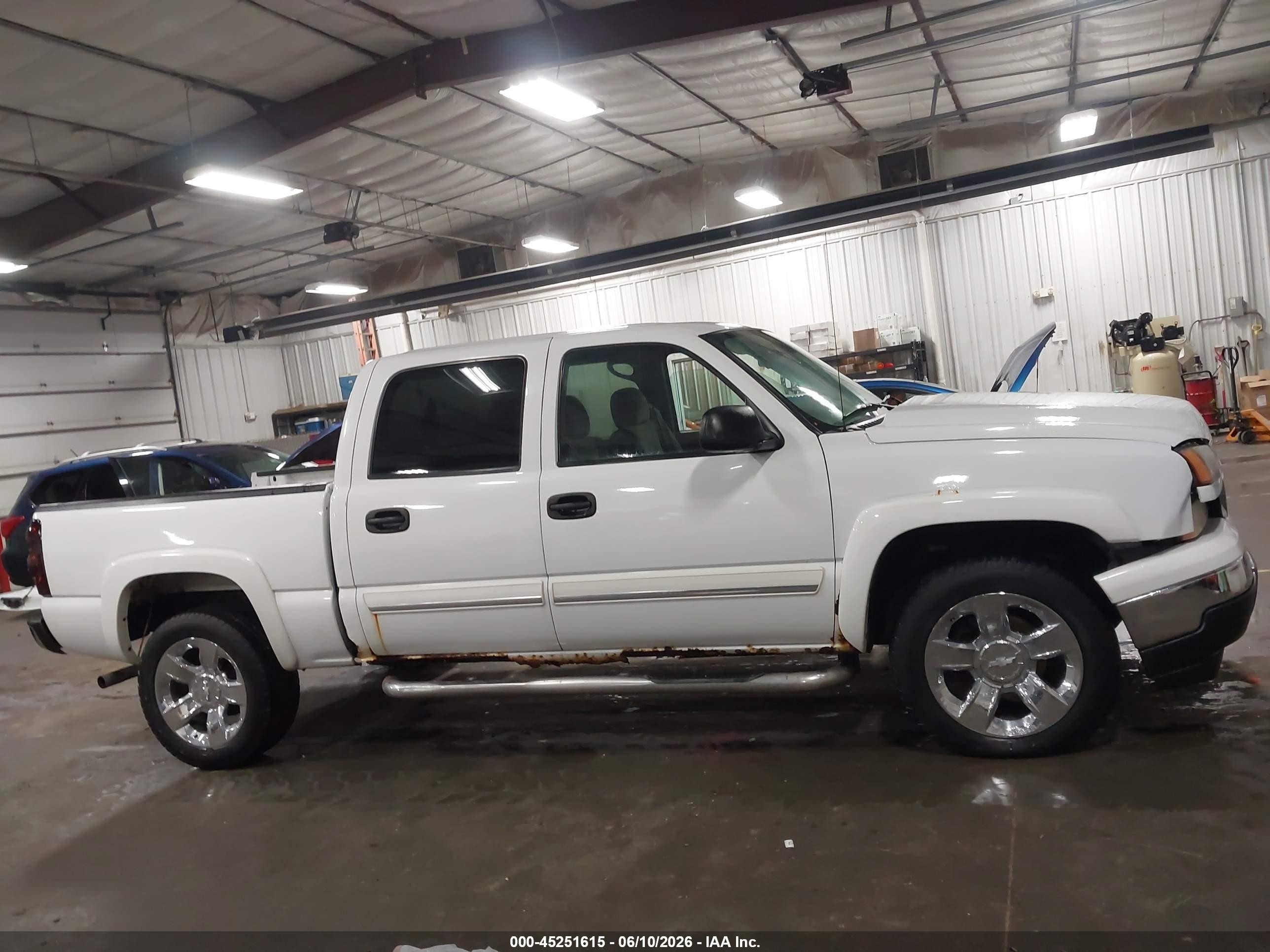 2007 Chevrolet Silverado 1500 Classic Lt1 White vin: 2GCEK13Z571122898