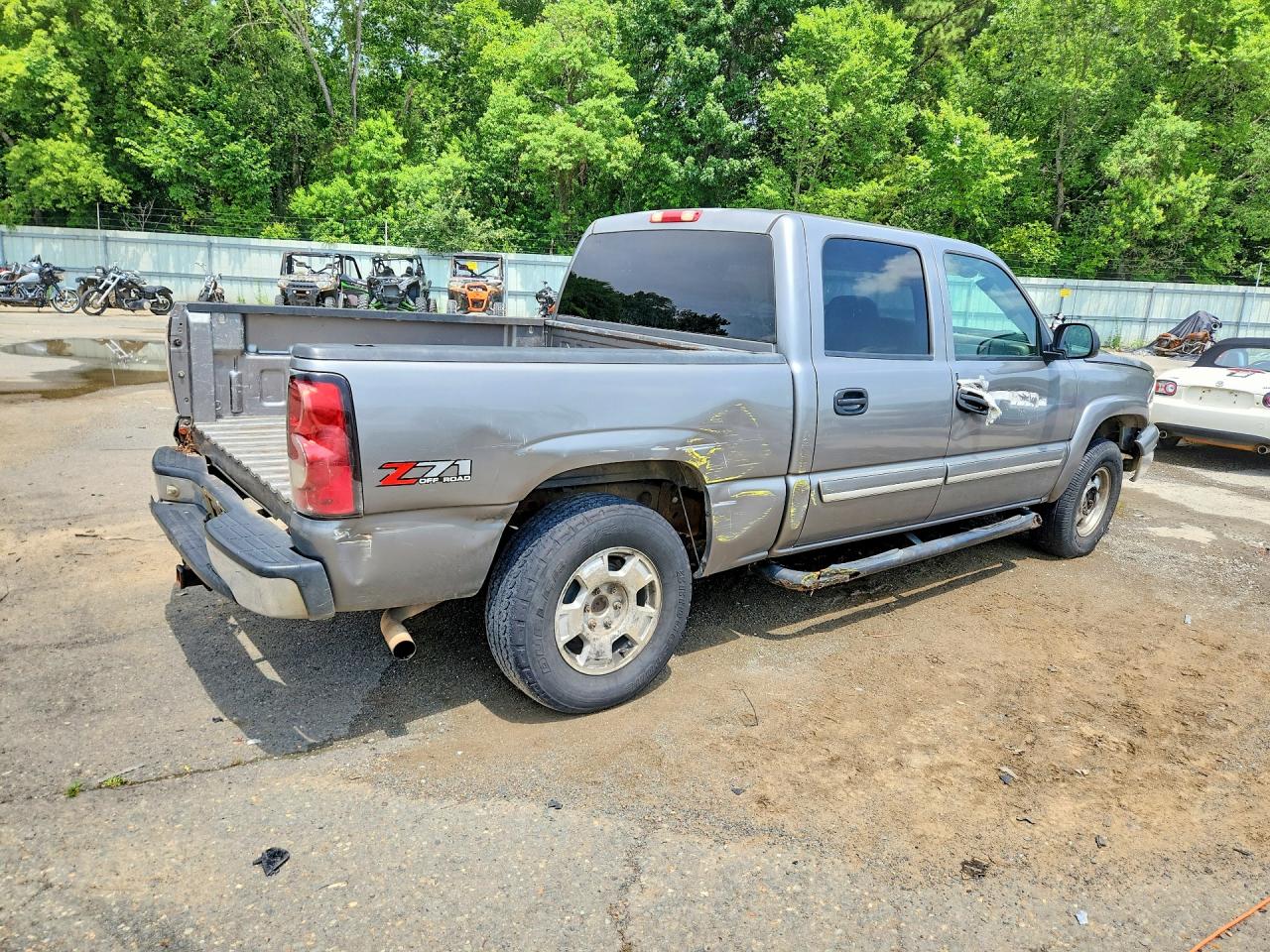 2007 Chevrolet Silverado K1500 Classic Crew Cab Gray vin: 2GCEK13Z771104743