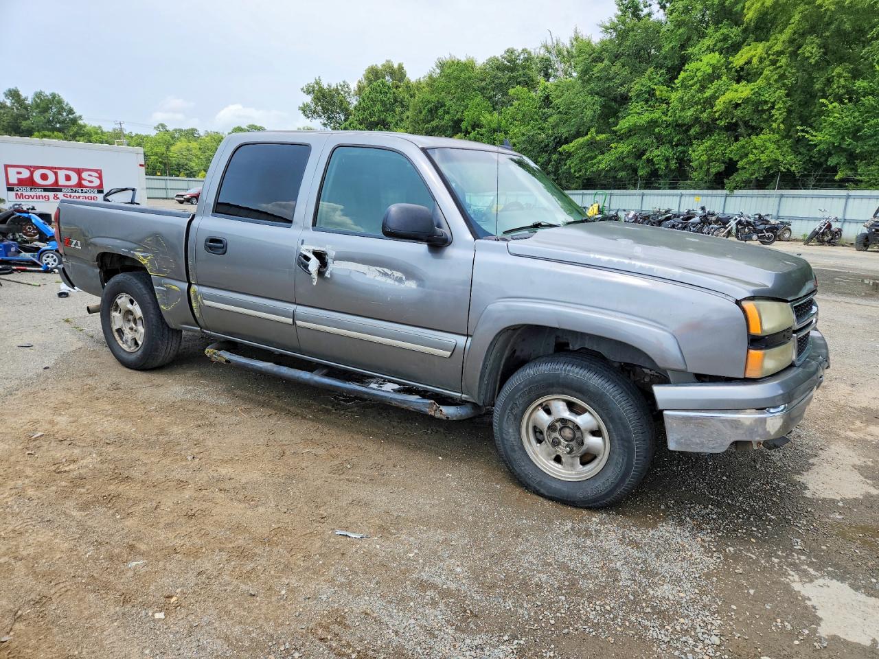 2007 Chevrolet Silverado K1500 Classic Crew Cab Gray vin: 2GCEK13Z771104743